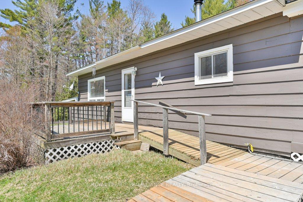 Photo 6 of 708 Skootamatta Lake Road, Frontenac, Frontenac North — HOMEH