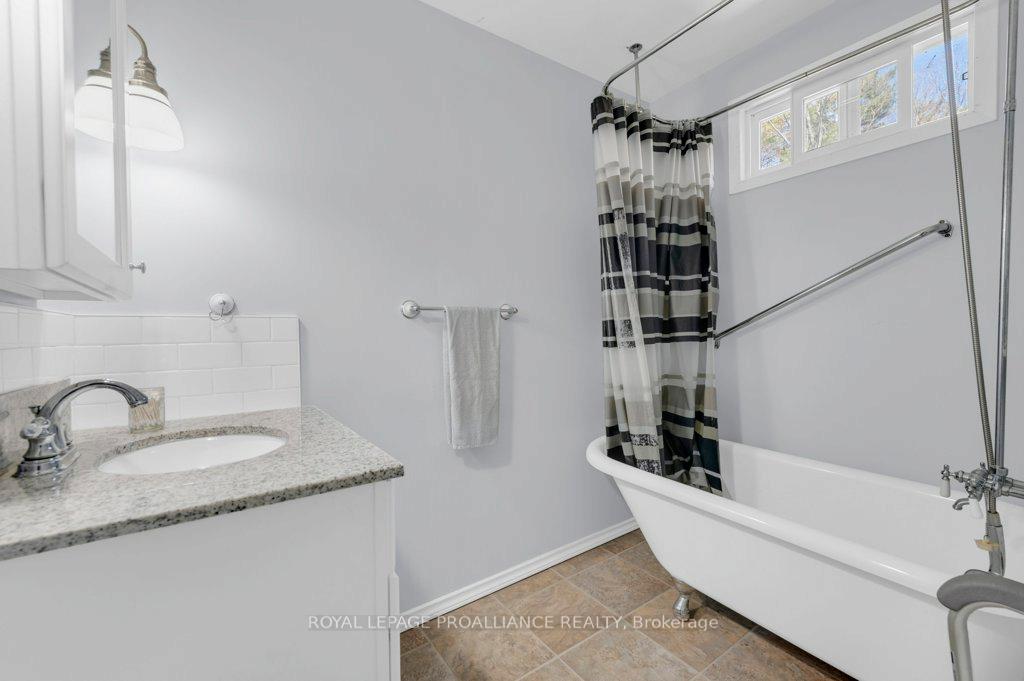 Photo 22 of 708 Skootamatta Lake Road, Frontenac, Frontenac North — HOMEH