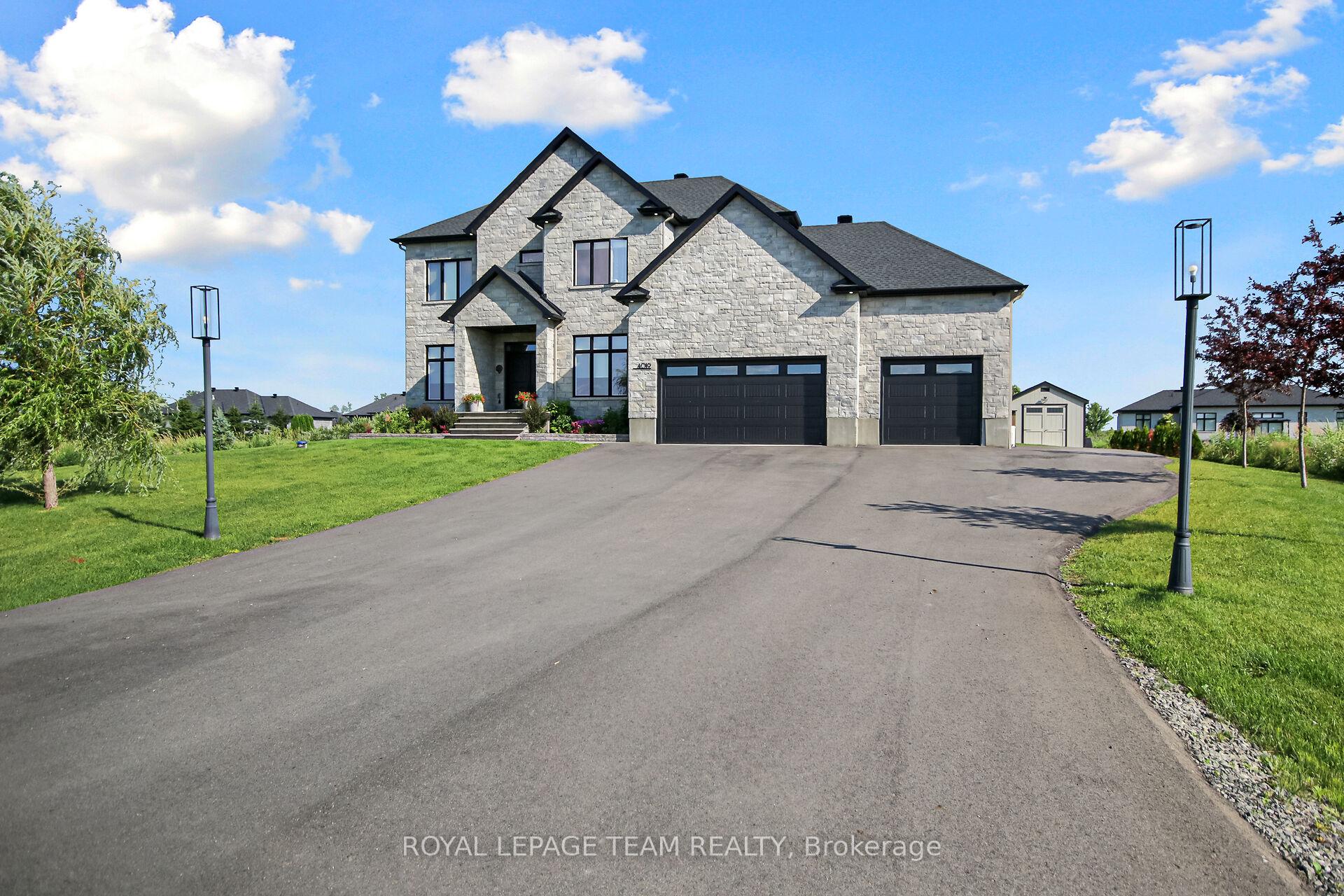 Photo 2 of 4019 Perennial Way, Ottawa, Greely — HOMEH