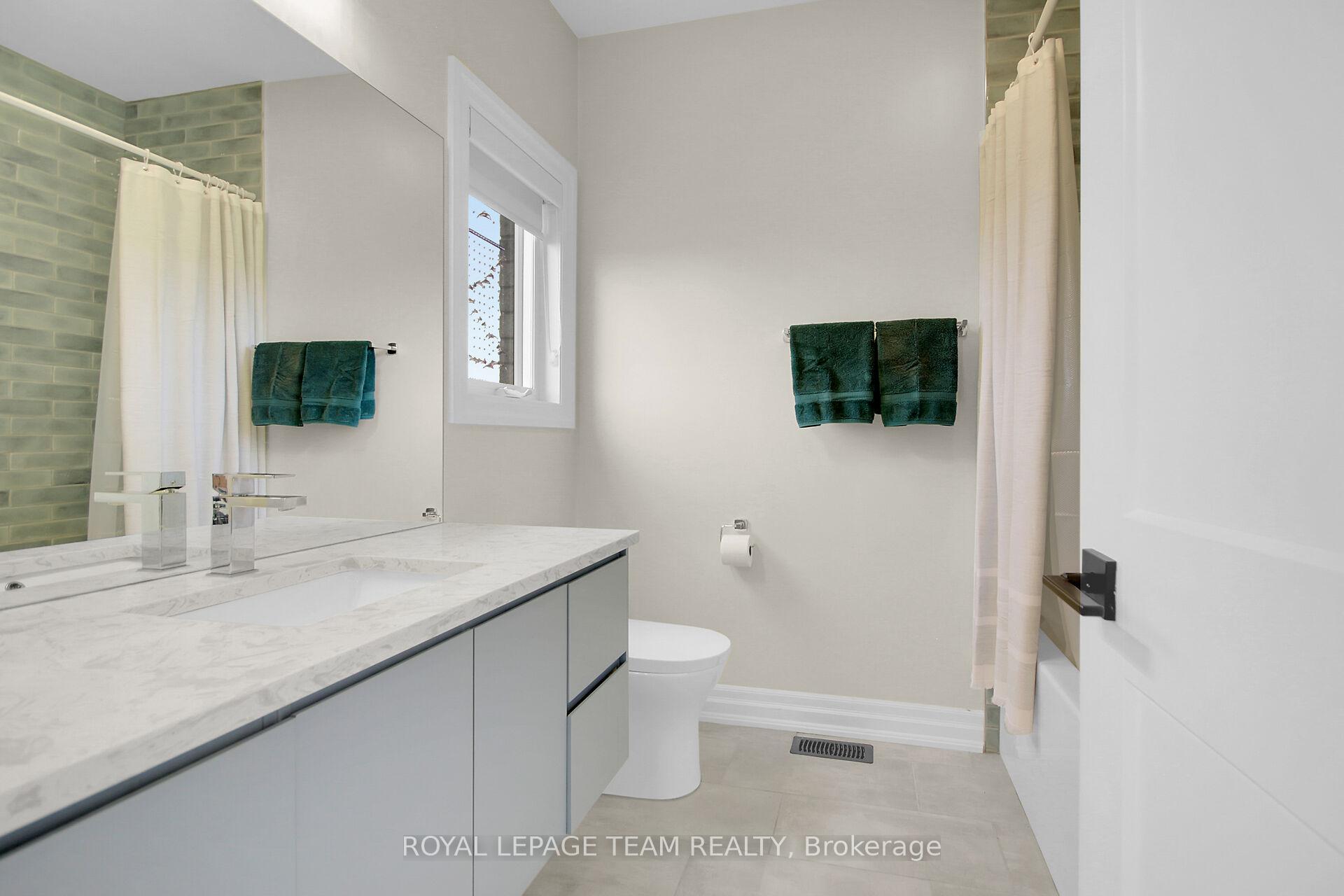 Photo 21 of 4019 Perennial Way, Ottawa, Greely — HOMEH