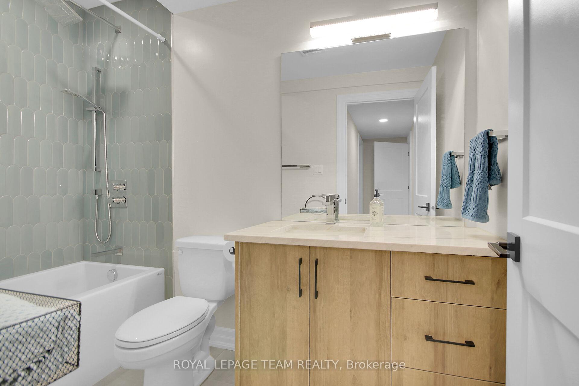 Photo 32 of 4019 Perennial Way, Ottawa, Greely — HOMEH