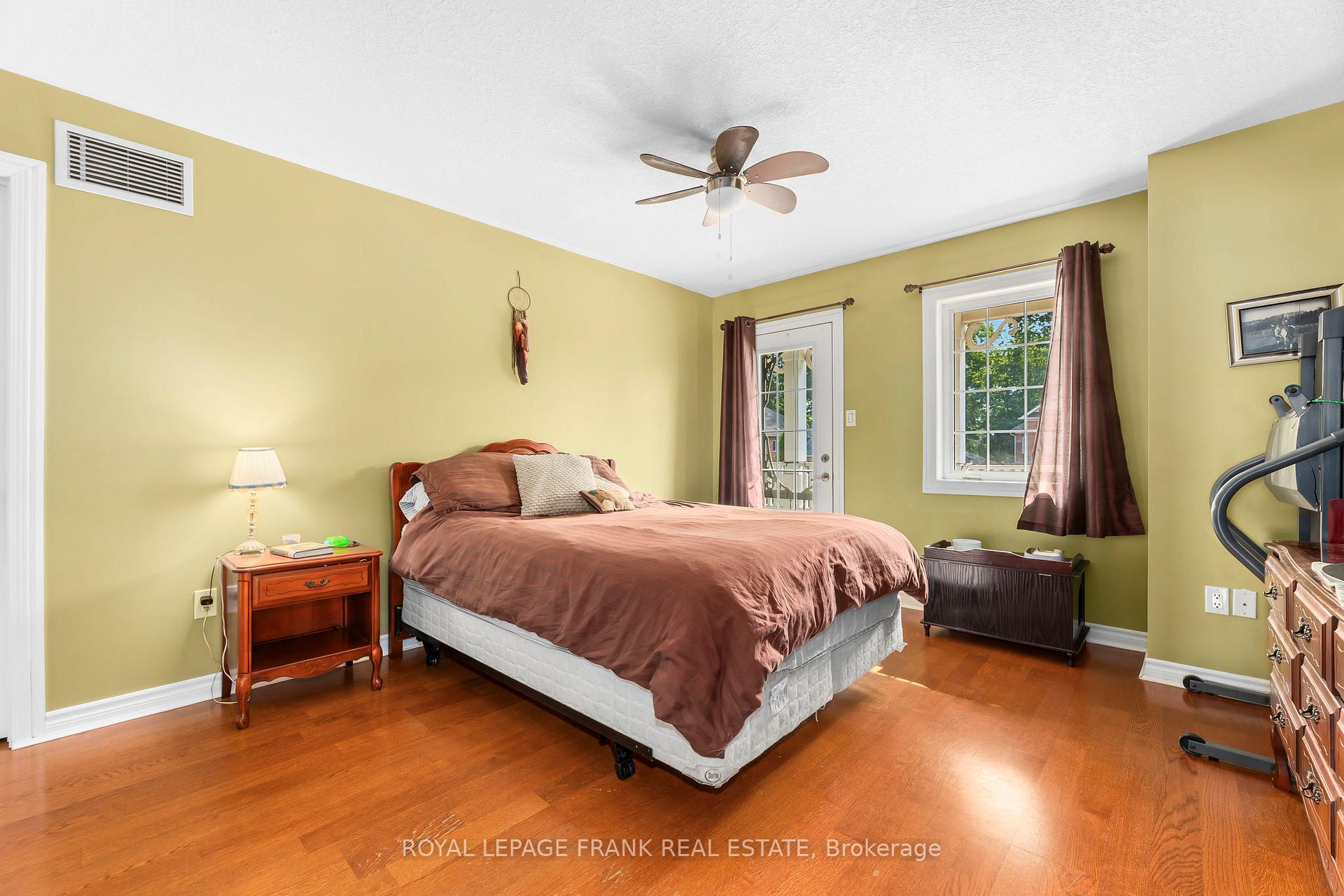 Photo 22 of 39 Cutler Drive, Clarington, Newcastle — HOMEH