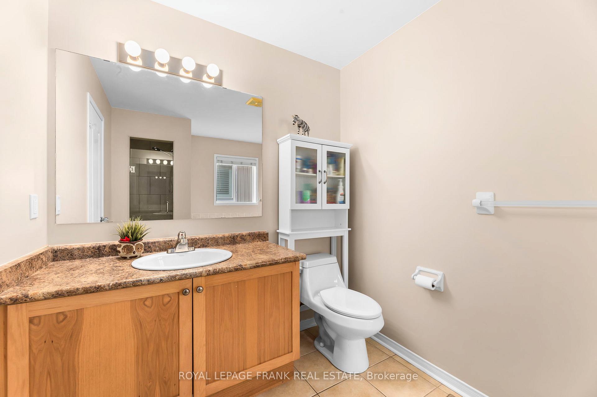 Photo 25 of 39 Cutler Drive, Clarington, Newcastle — HOMEH