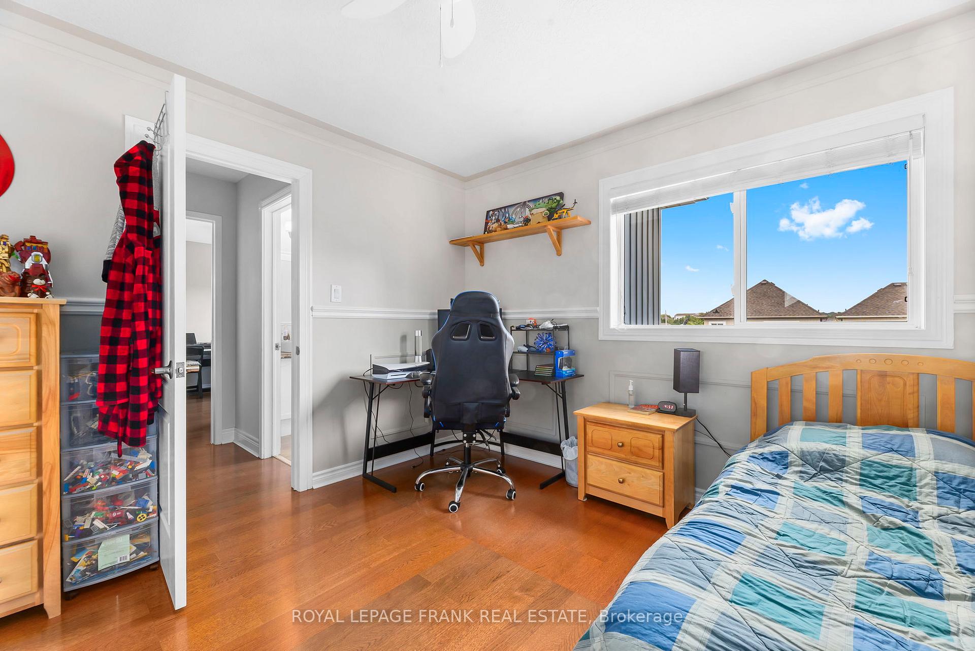 Photo 31 of 39 Cutler Drive, Clarington, Newcastle — HOMEH