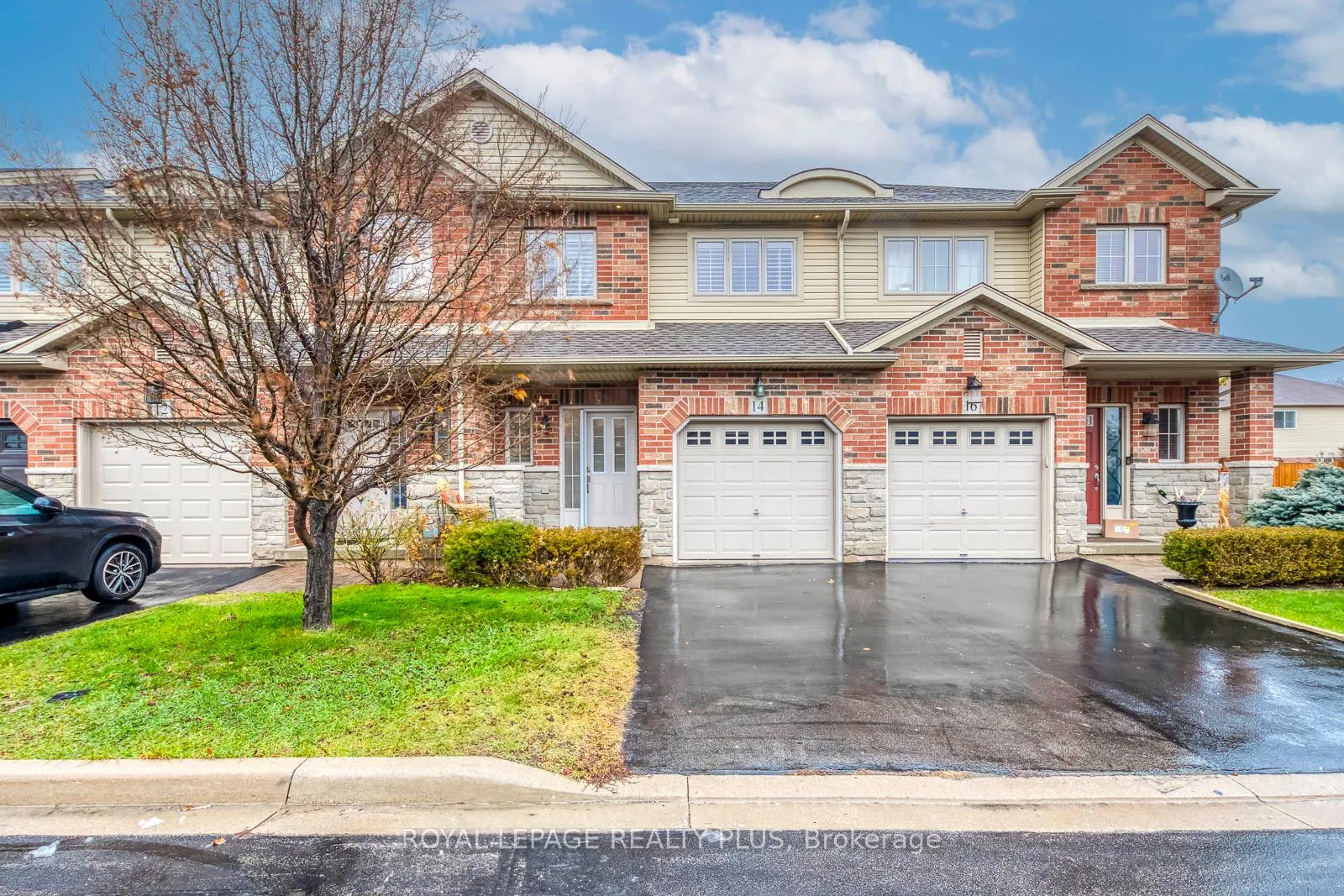 Photo 1 of 14 Marina Point Crescent, Hamilton, Winona Park — HOMEH