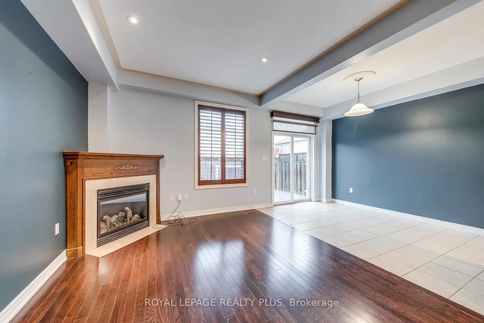 Photo 14 of 14 Marina Point Crescent, Hamilton, Winona Park — HOMEH