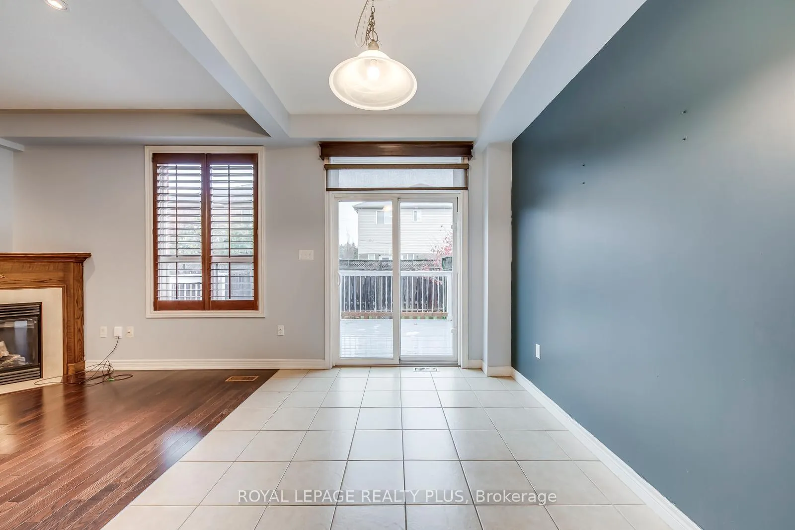 Photo 19 of 14 Marina Point Crescent, Hamilton, Winona Park — HOMEH