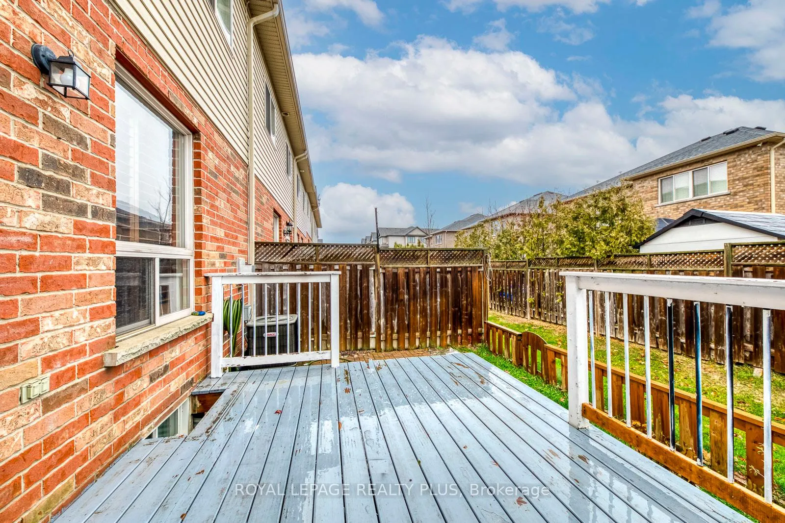 Photo 43 of 14 Marina Point Crescent, Hamilton, Winona Park — HOMEH