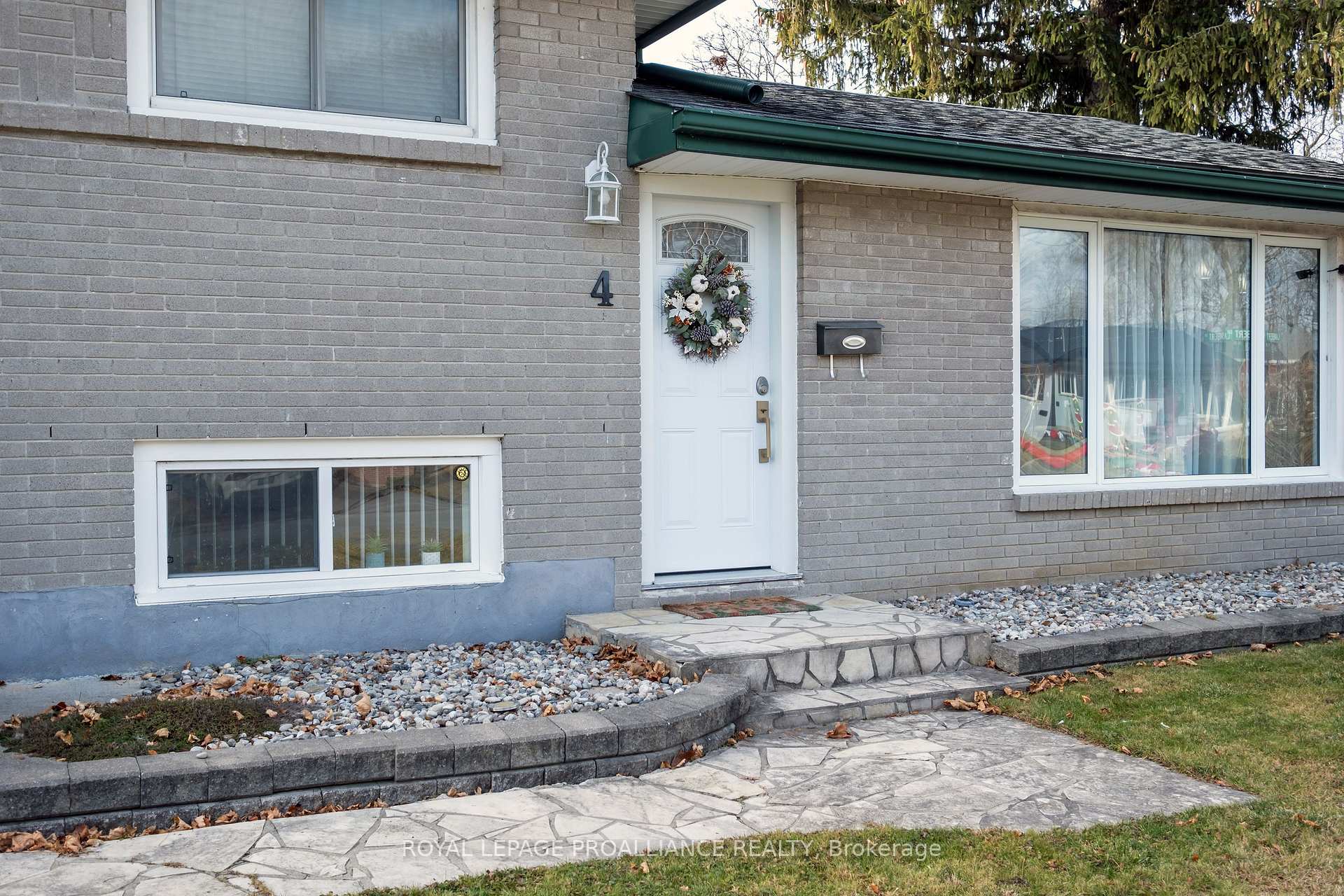 Photo 3 of 4 Linton Park Road, Belleville, Belleville Ward — HOMEH