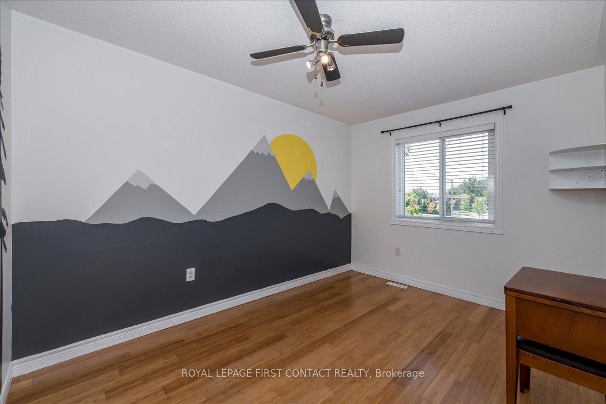 Photo 14 of 37 Marsellus Drive, Barrie, Holly — HOMEH