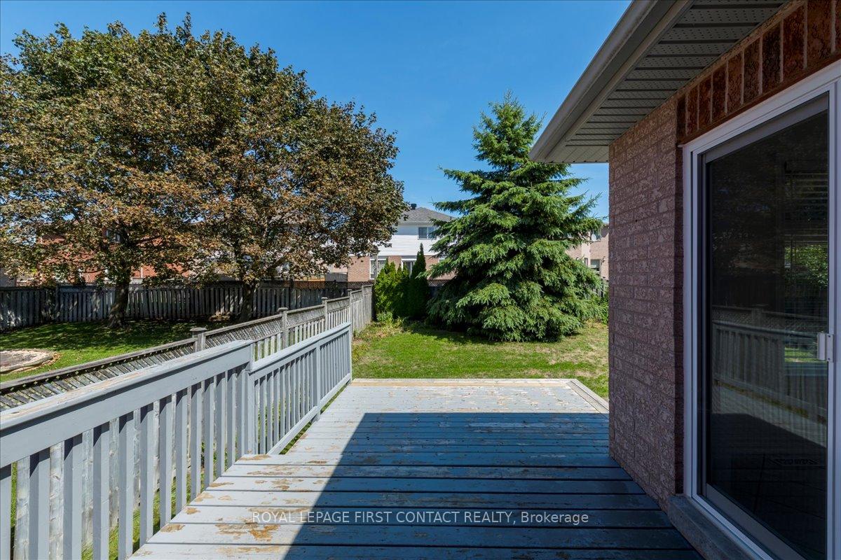 Photo 18 of 37 Marsellus Drive, Barrie, Holly — HOMEH