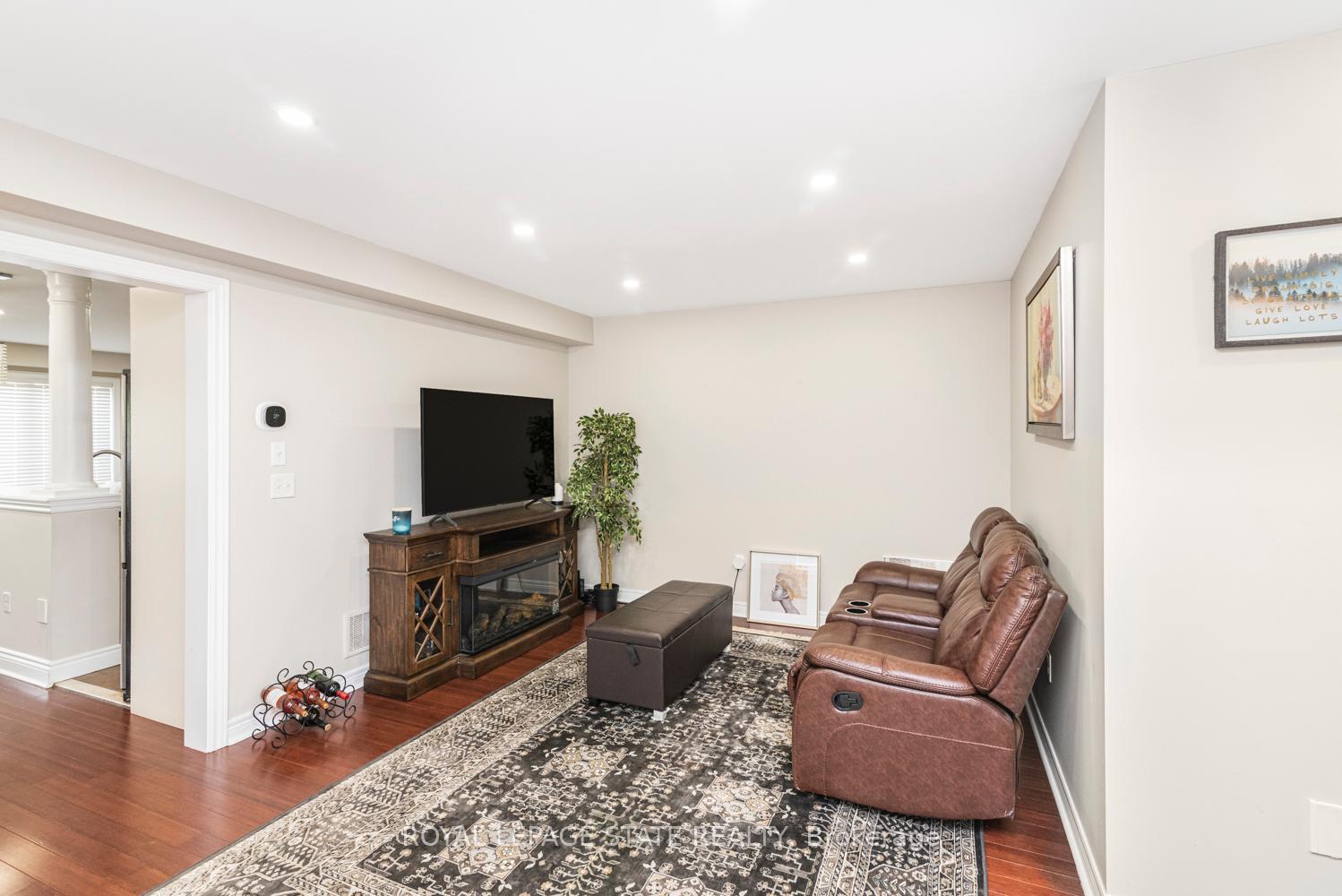 Photo 18 of 4825 Verdi Street, Burlington, Alton — HOMEH