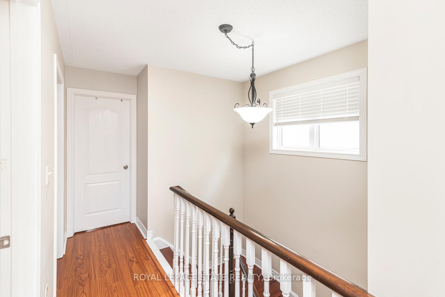 Photo 7 of 4825 Verdi Street, Burlington, Alton — HOMEH