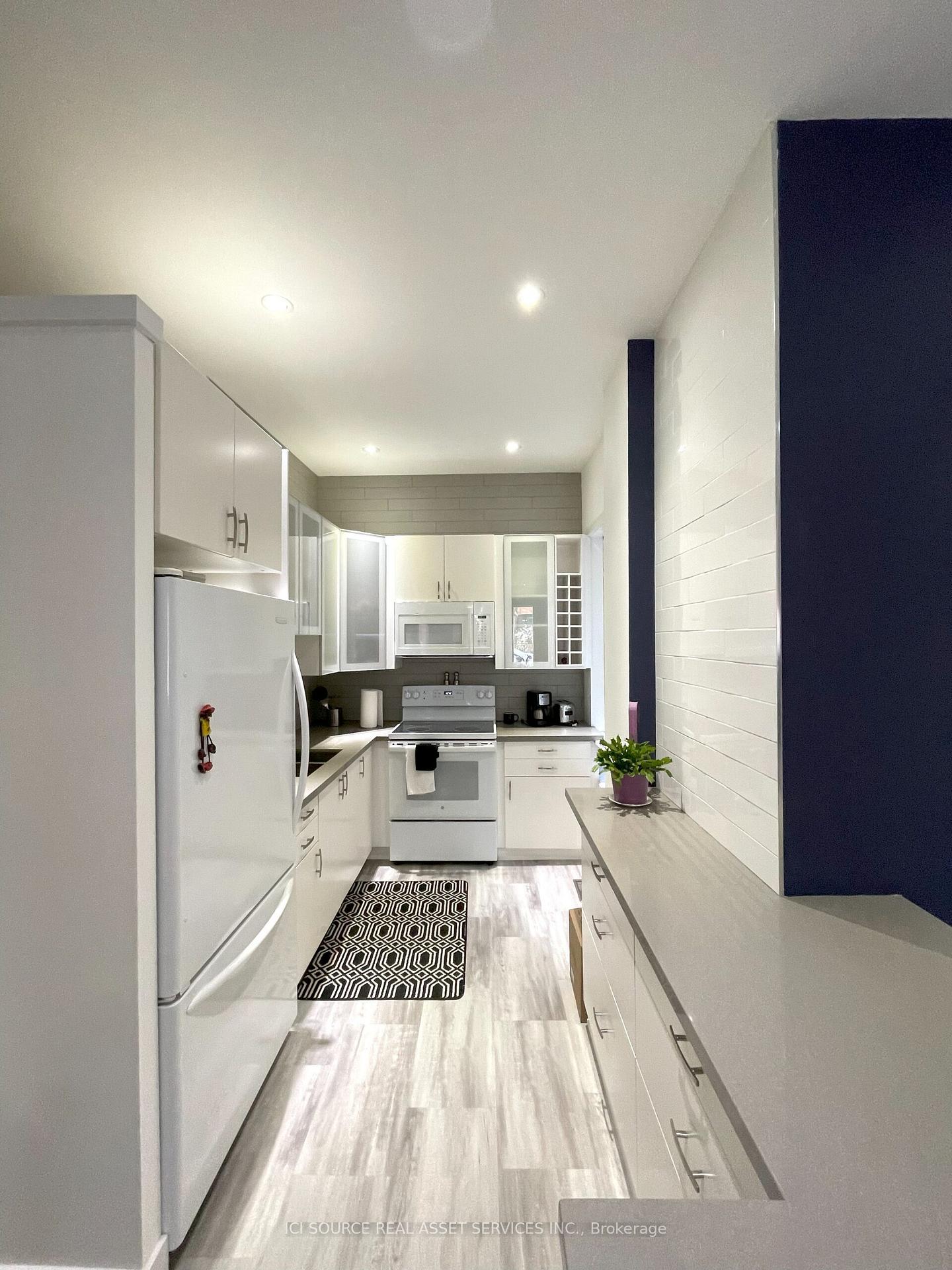 Photo 7 of Unit 1, 108 Seaton Street, Toronto, Moss Park — HOMEH