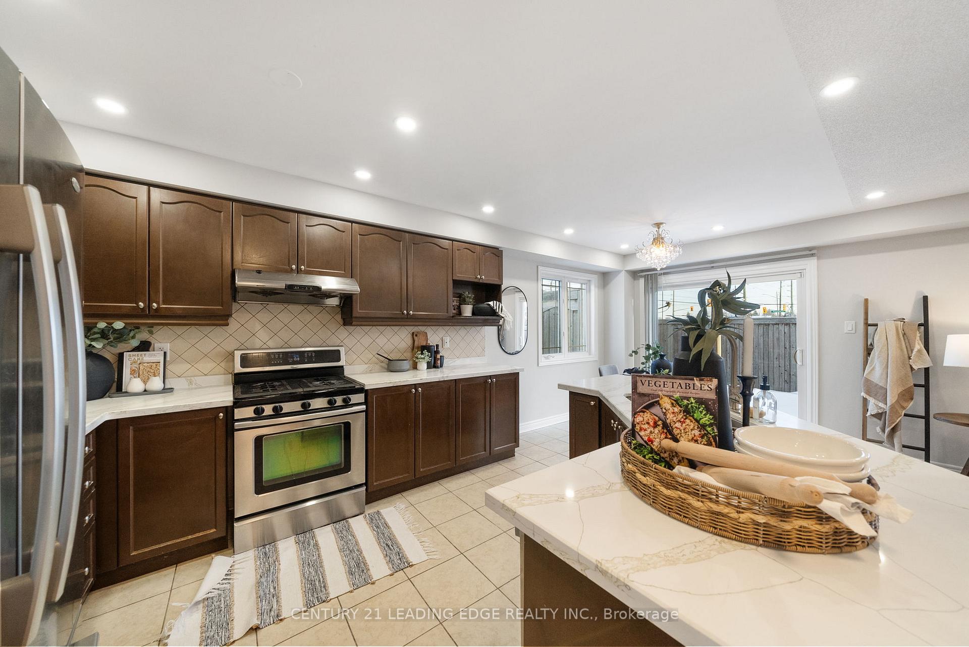 Photo 7 of 59 Whitlock Crescent, Ajax, Northeast Ajax — HOMEH