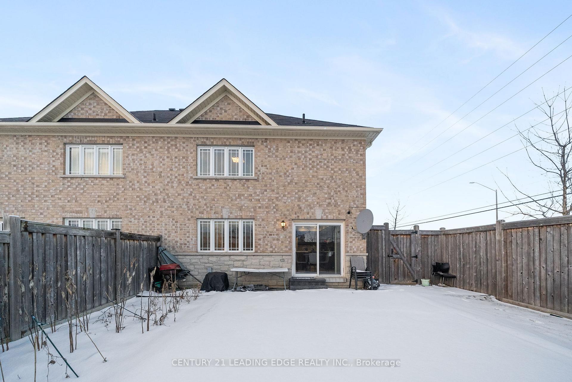 Photo 39 of 59 Whitlock Crescent, Ajax, Northeast Ajax — HOMEH