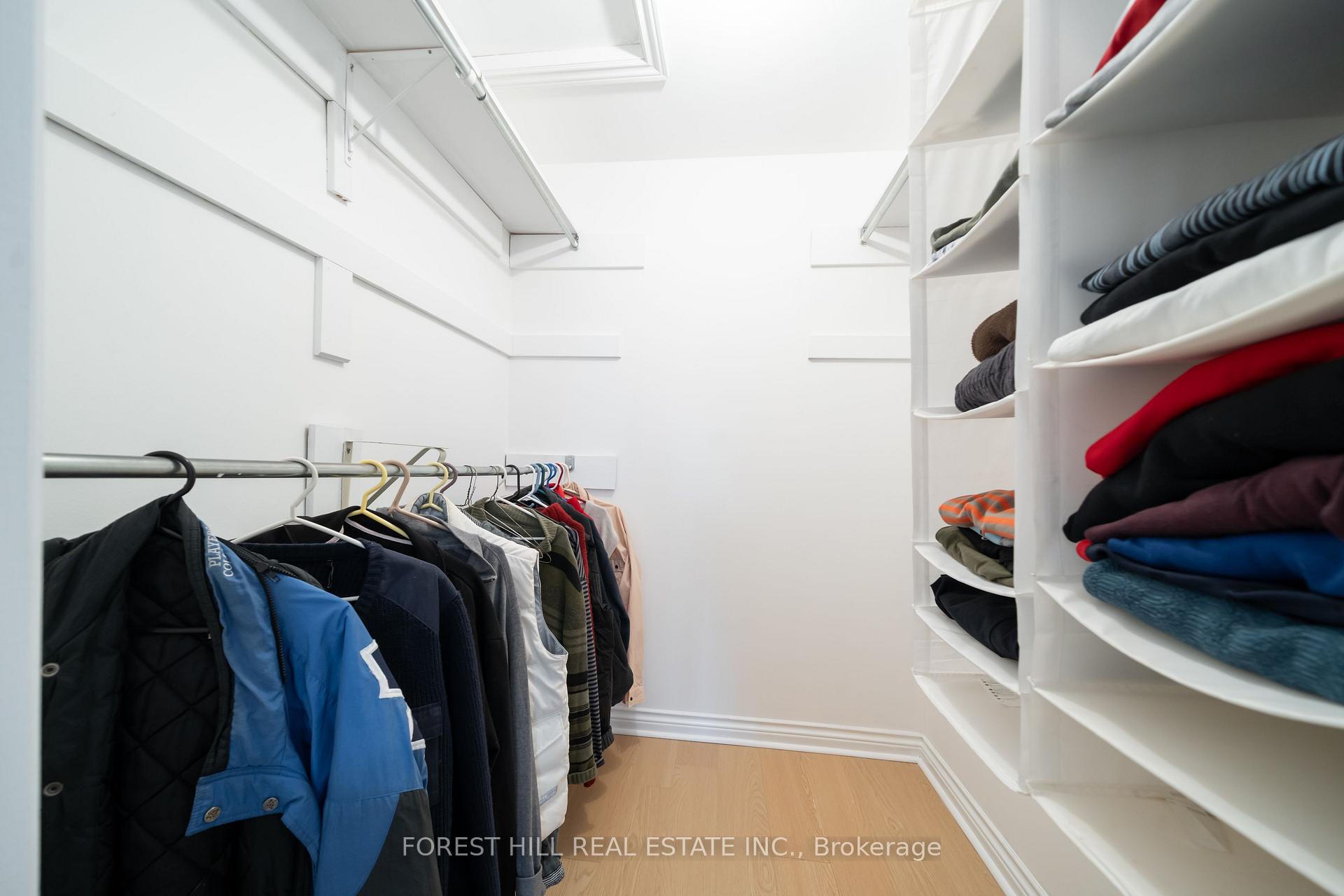 Photo 18 of 131 McCabe Crescent, Vaughan, Lakeview Estates — HOMEH