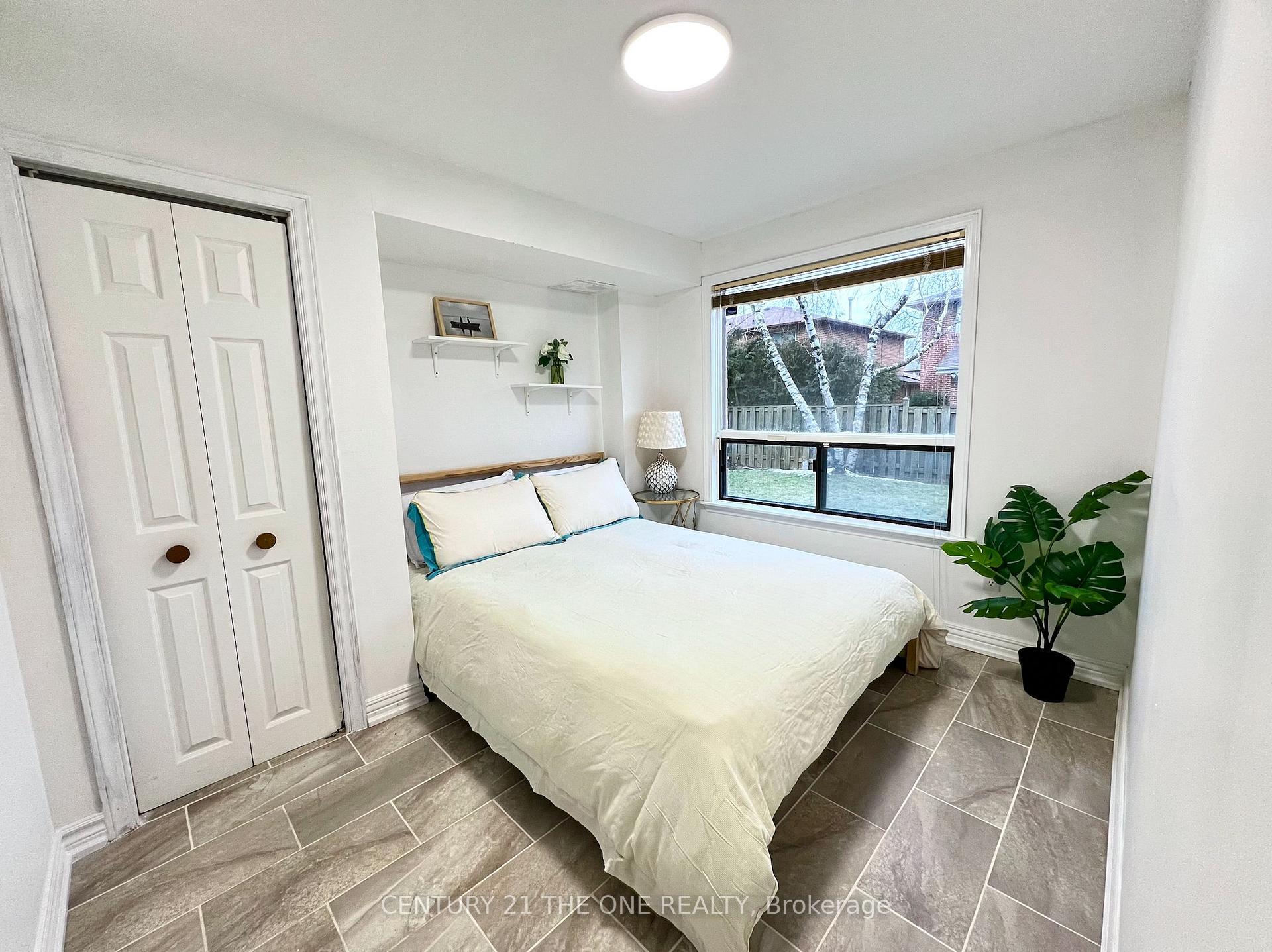 Photo 5 of Unit Basment, 19 Pining Road, Markham, Aileen-Willowbrook — HOMEH