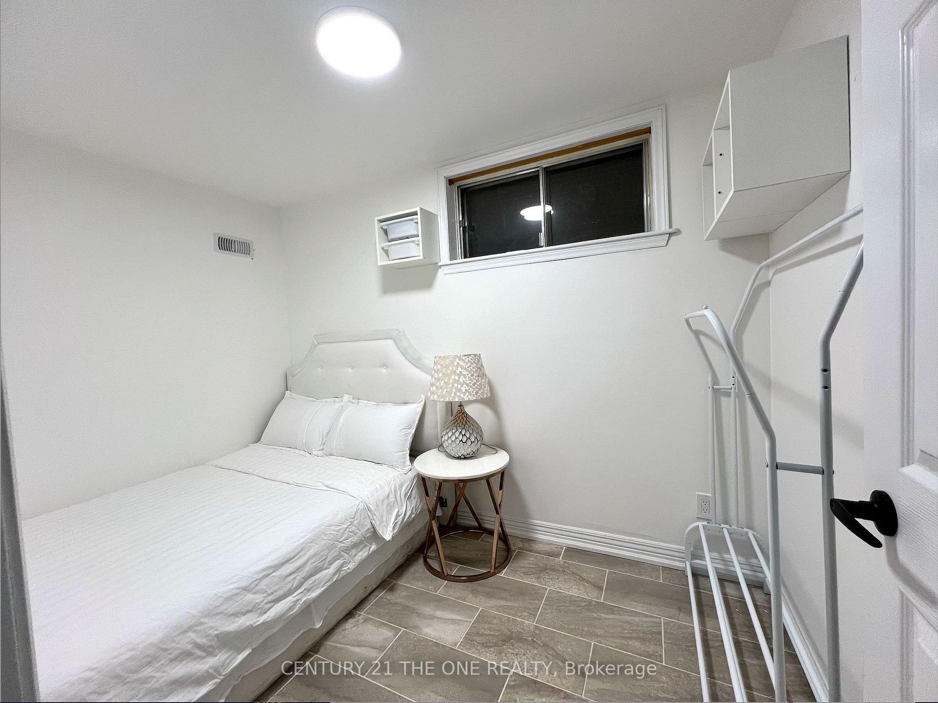 Photo 9 of Unit Basment, 19 Pining Road, Markham, Aileen-Willowbrook — HOMEH
