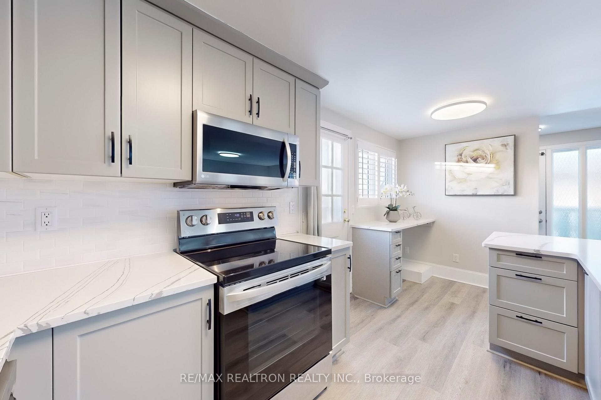 Photo 14 of 808 Grandview Drive, Oshawa, Donevan — HOMEH