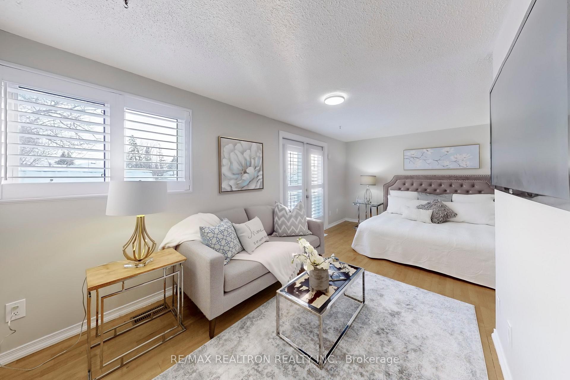 Photo 18 of 808 Grandview Drive, Oshawa, Donevan — HOMEH