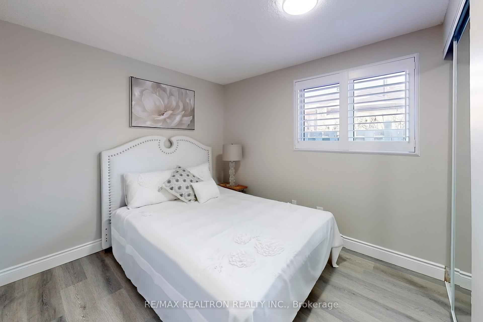 Photo 20 of 808 Grandview Drive, Oshawa, Donevan — HOMEH