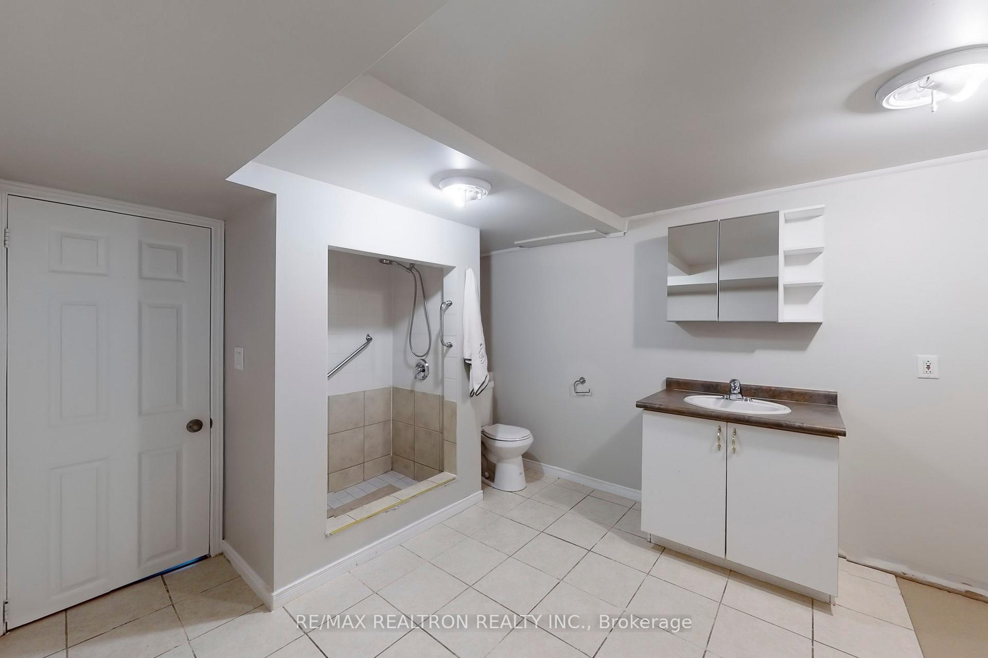 Photo 28 of 808 Grandview Drive, Oshawa, Donevan — HOMEH