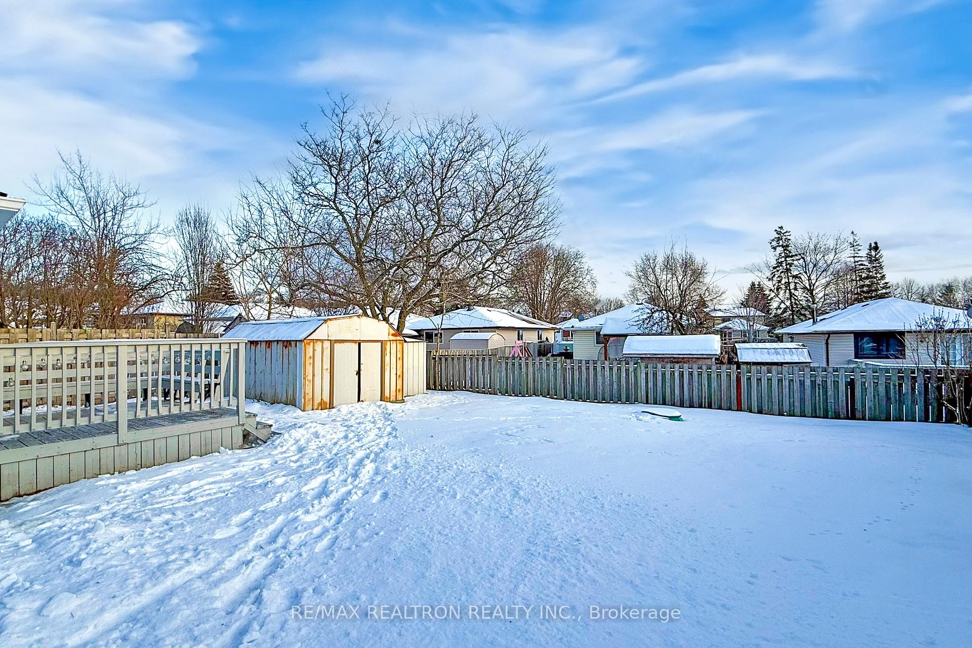 Photo 36 of 808 Grandview Drive, Oshawa, Donevan — HOMEH