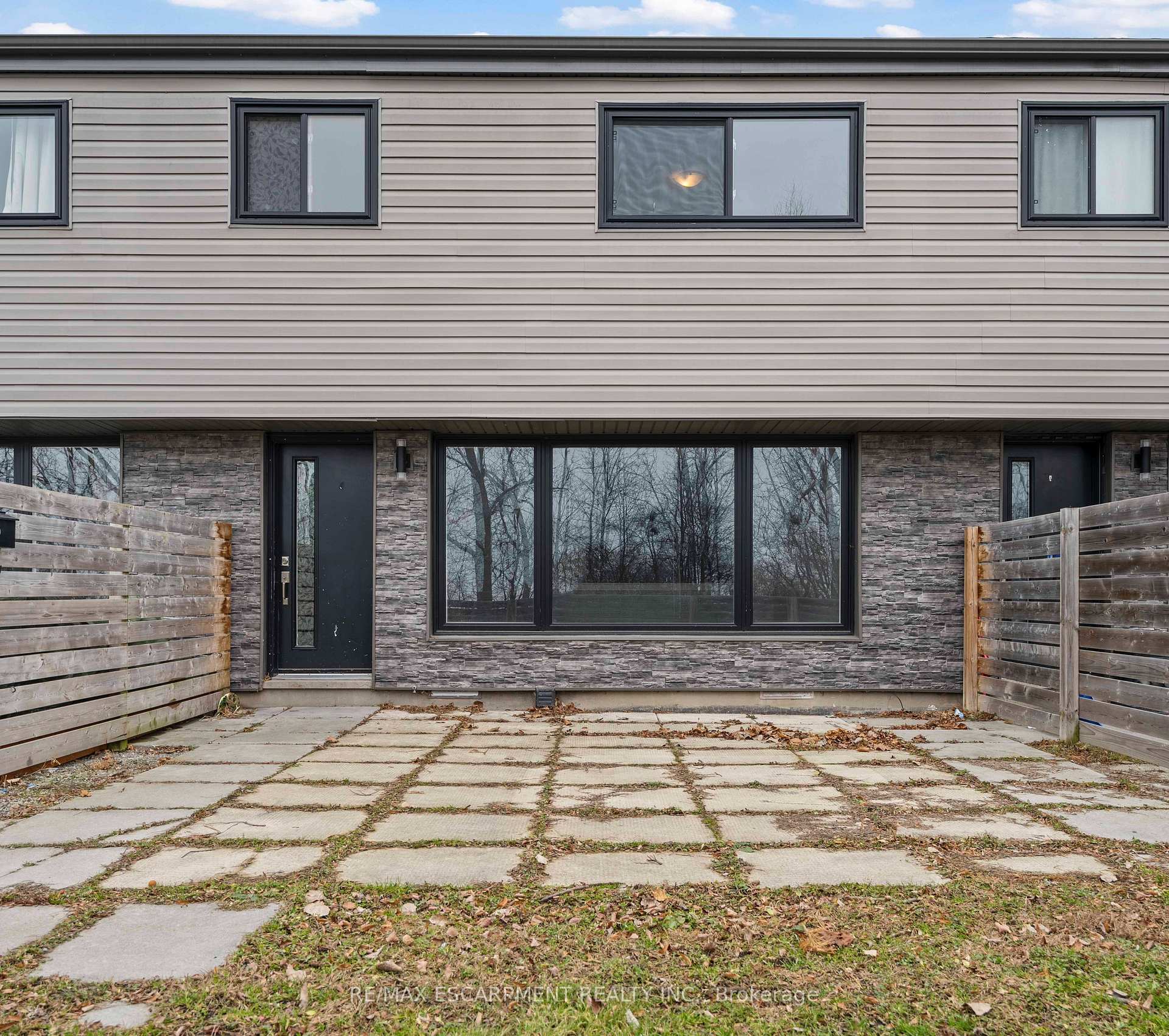 Photo 1 of Unit 521, 280 Montmorency Drive, Hamilton, Red Hill — HOMEH