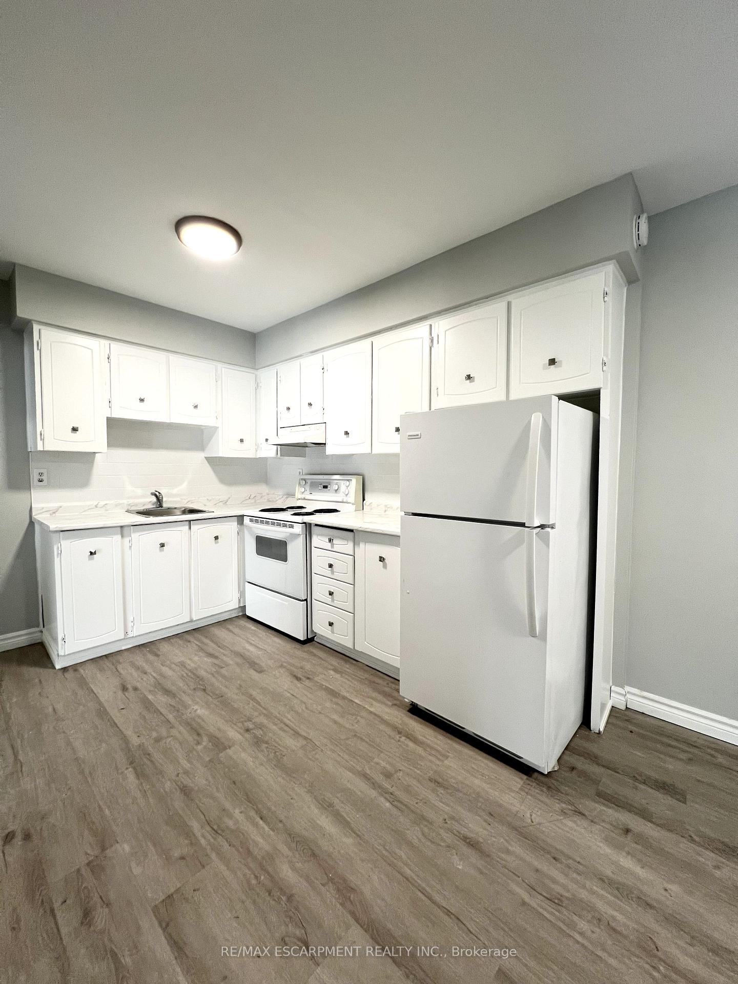 Photo 16 of Unit 521, 280 Montmorency Drive, Hamilton, Red Hill — HOMEH