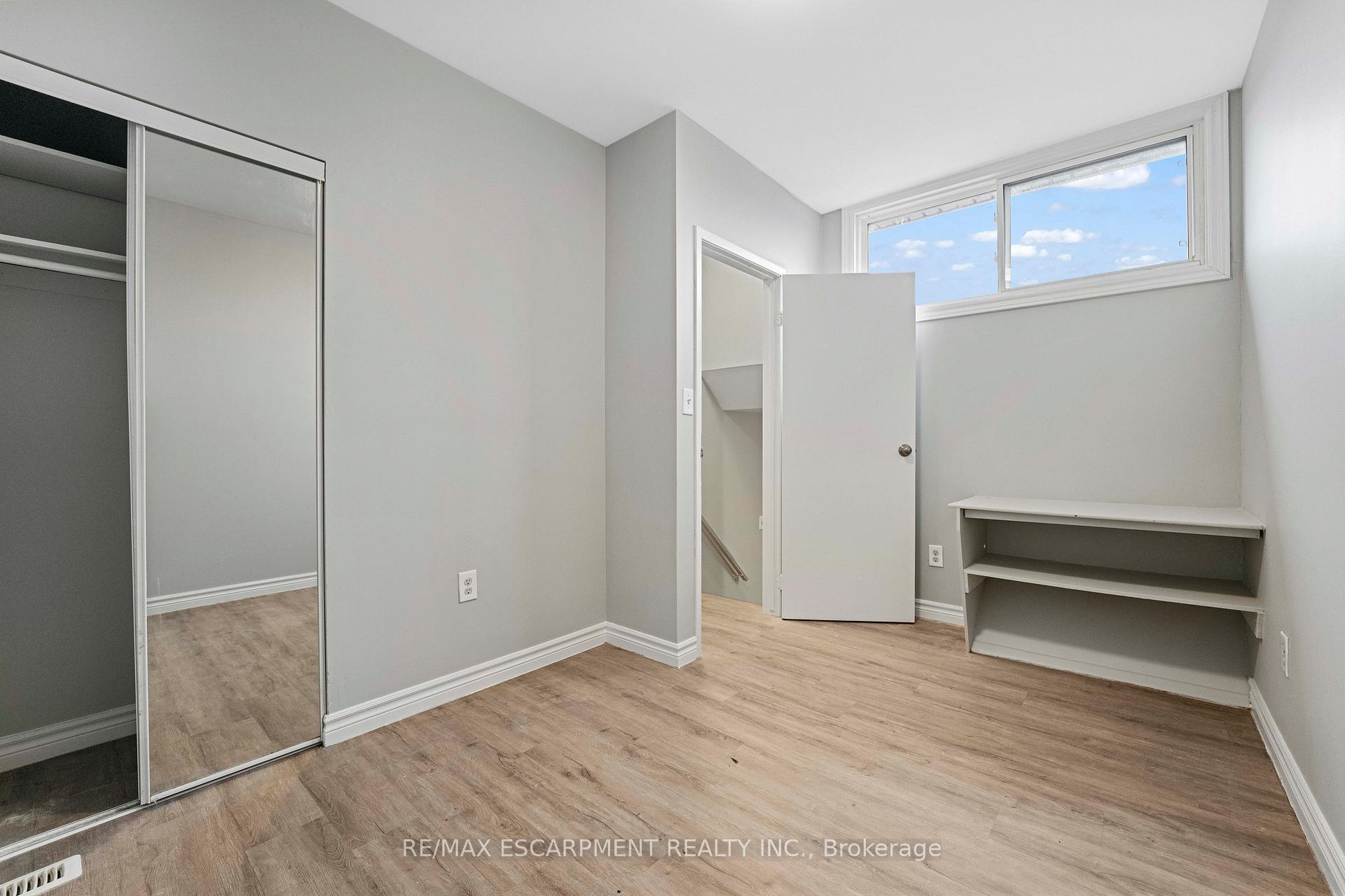Photo 9 of Unit 521, 280 Montmorency Drive, Hamilton, Red Hill — HOMEH