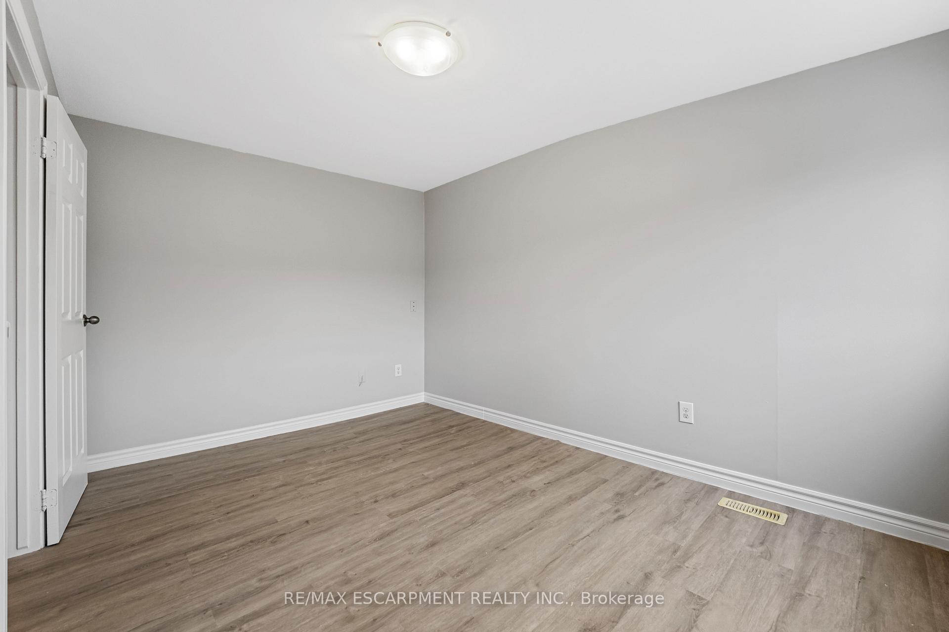 Photo 17 of Unit 521, 280 Montmorency Drive, Hamilton, Red Hill — HOMEH