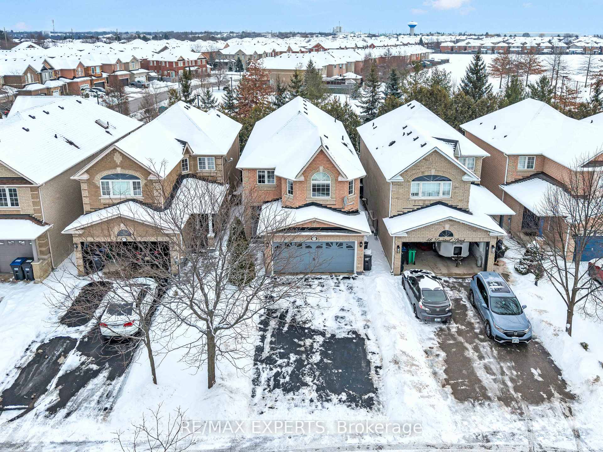 Photo 4 of 48 Loontail Street, Caledon, Bolton West — HOMEH