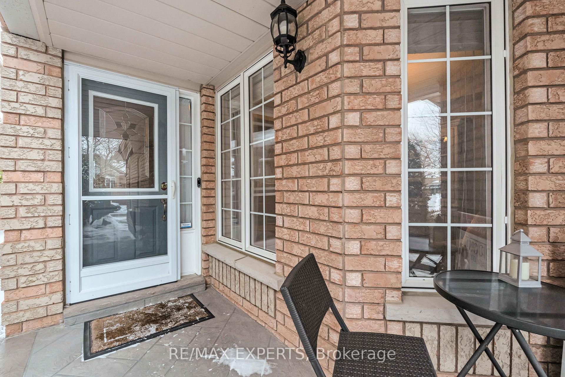 Photo 16 of 48 Loontail Street, Caledon, Bolton West — HOMEH
