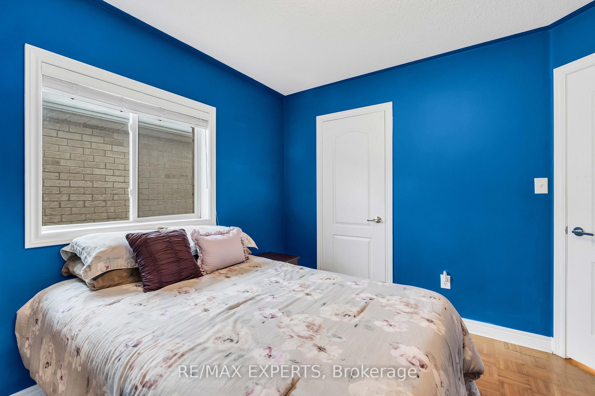 Photo 23 of 48 Loontail Street, Caledon, Bolton West — HOMEH