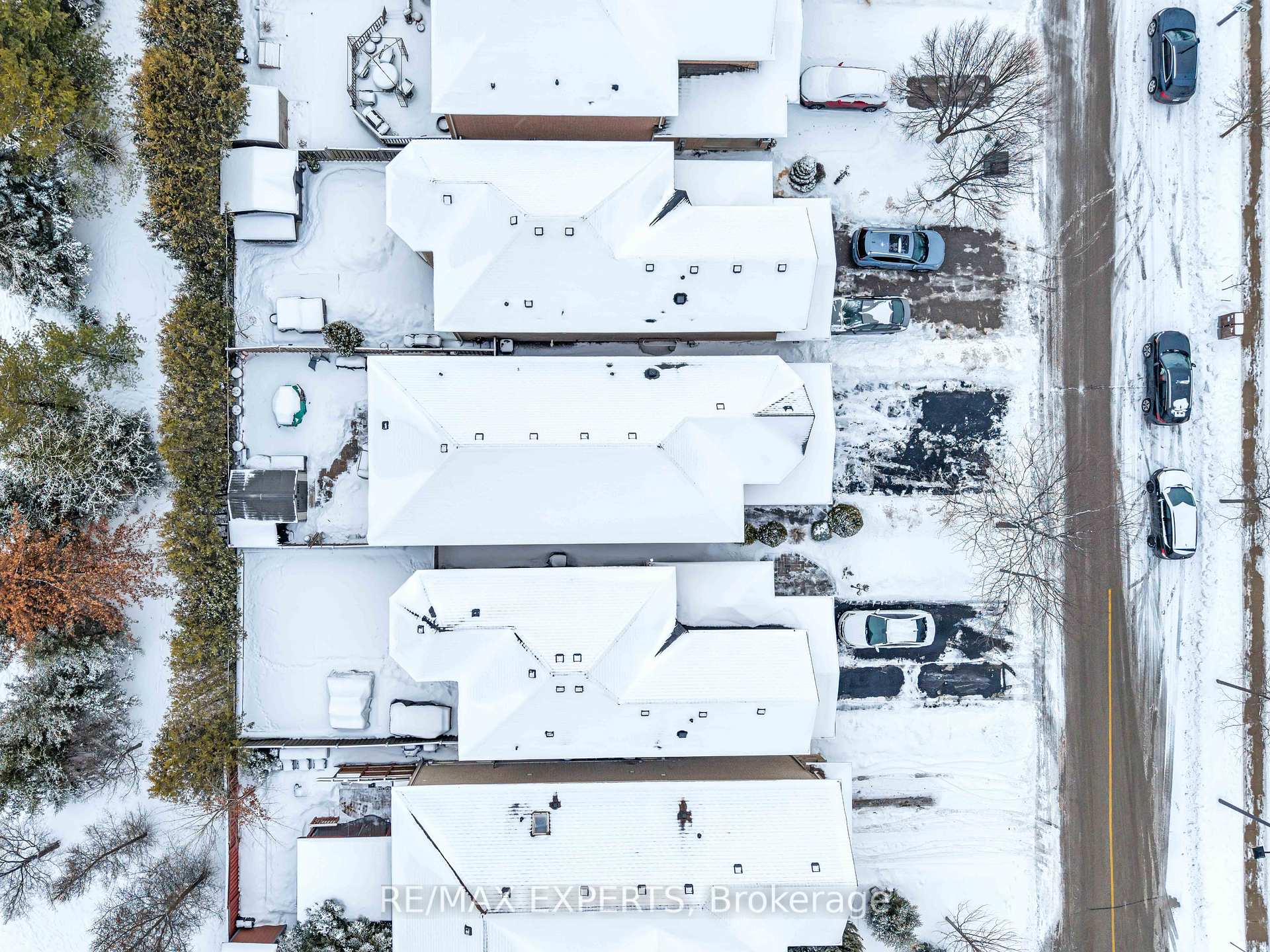 Photo 34 of 48 Loontail Street, Caledon, Bolton West — HOMEH