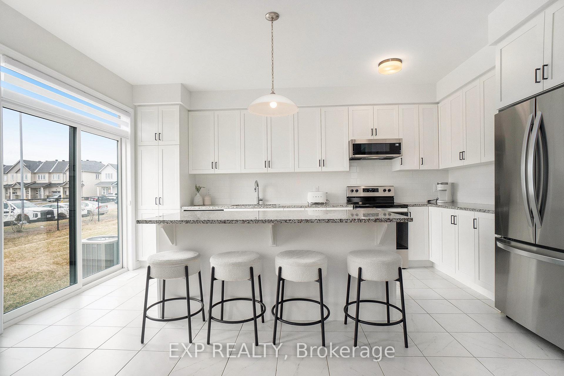 Photo 10 of 276 Turnbuckle Crescent, Ottawa, Barrhaven - Half Moon Bay — HOMEH
