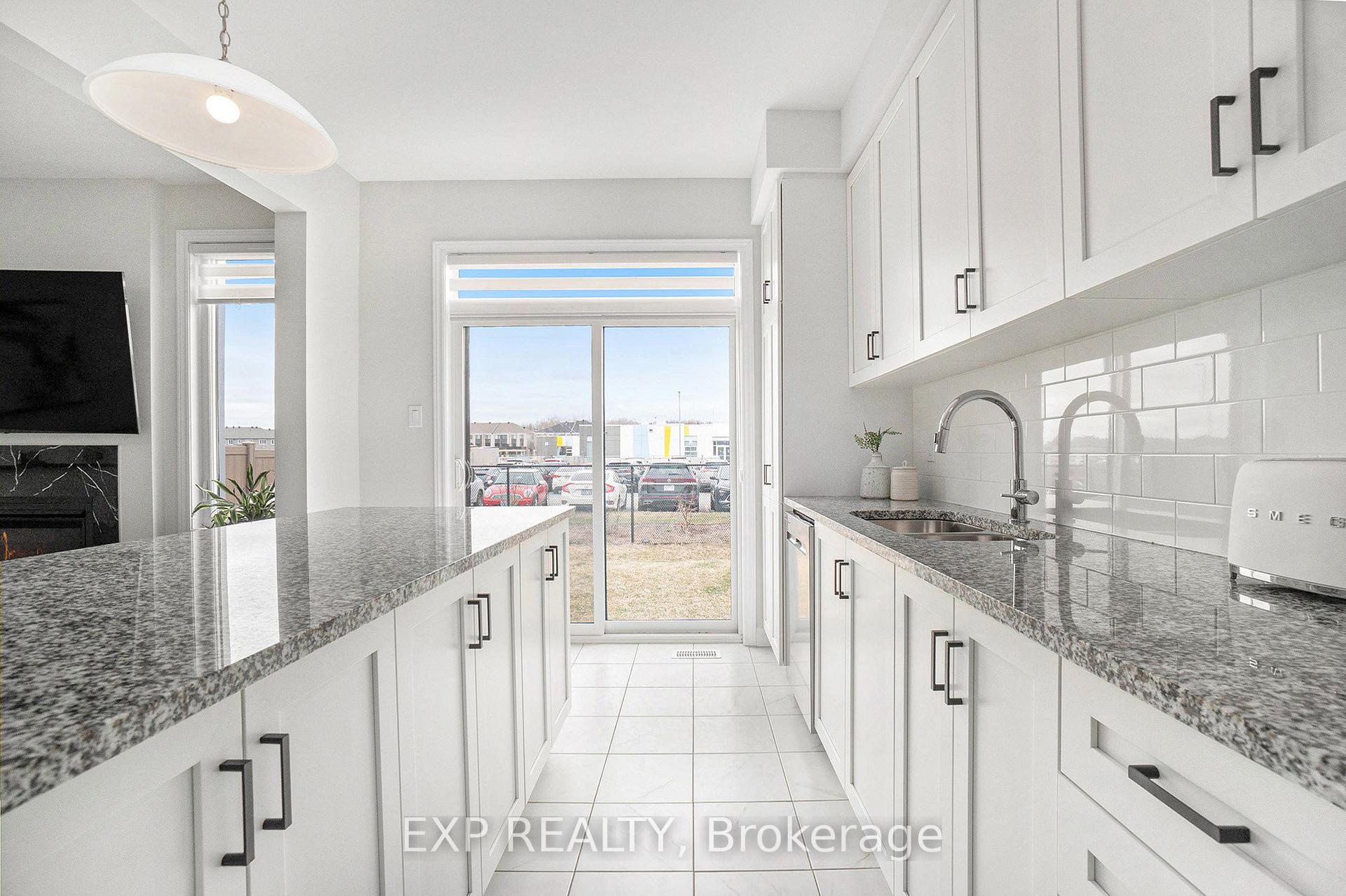 Photo 12 of 276 Turnbuckle Crescent, Ottawa, Barrhaven - Half Moon Bay — HOMEH