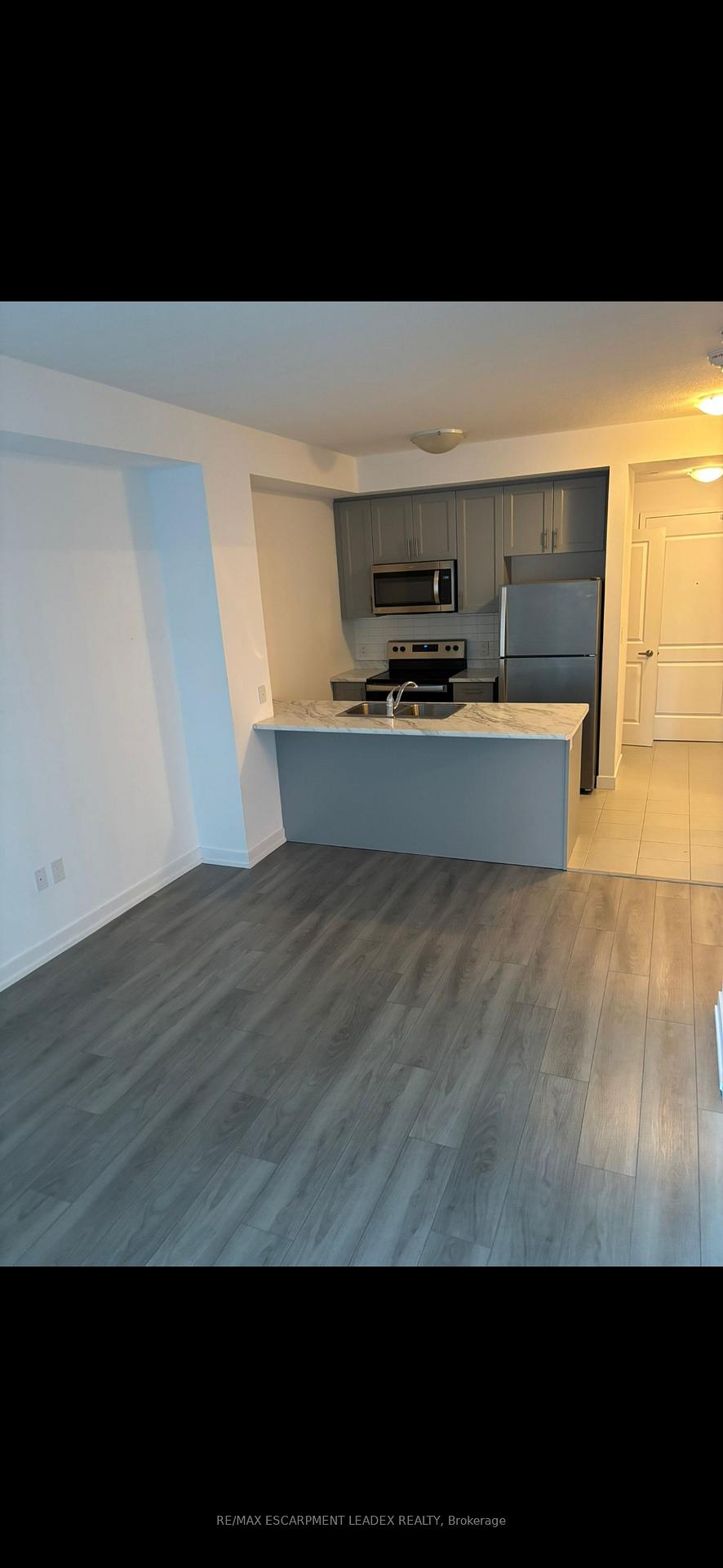 Photo 1 of Unit 422, 450 Dundas Street E, Hamilton, Waterdown — HOMEH