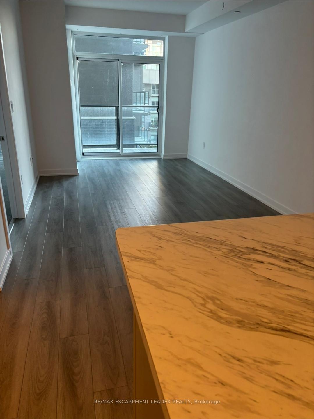 Photo 3 of Unit 422, 450 Dundas Street E, Hamilton, Waterdown — HOMEH