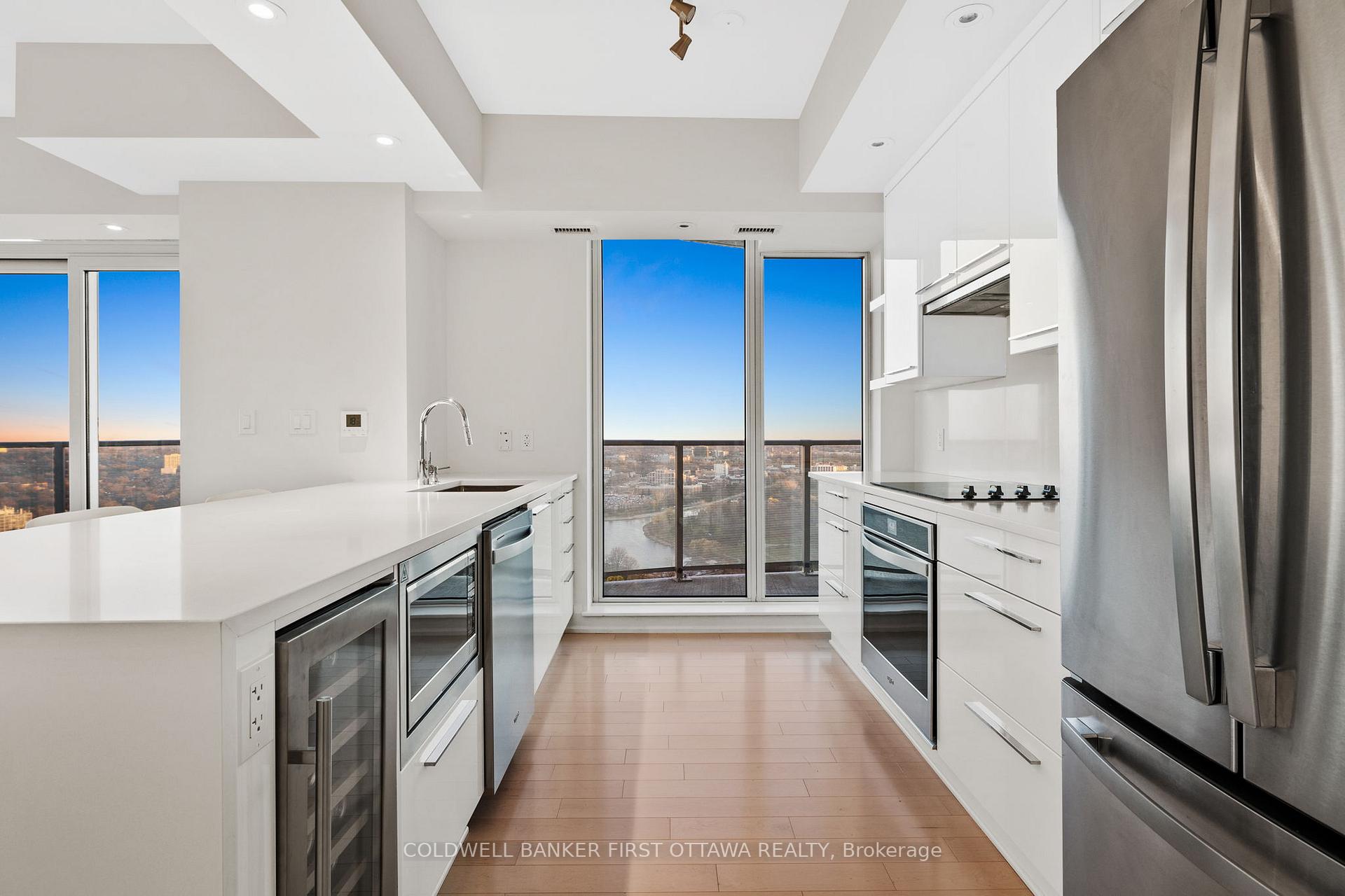 Photo 7 of Unit 3707, 805 Carling Avenue, Ottawa, West Centre Town — HOMEH