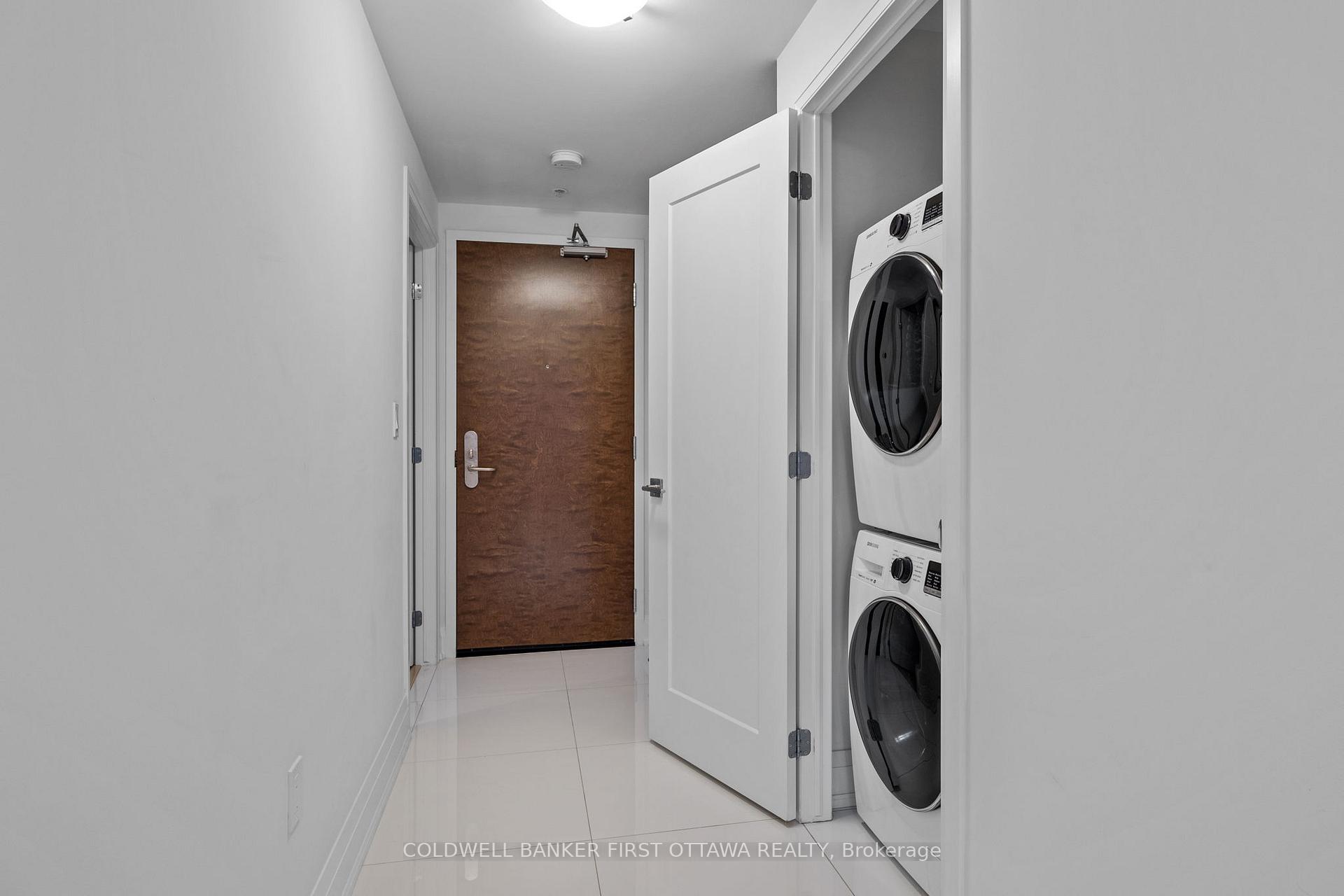 Photo 12 of Unit 3707, 805 Carling Avenue, Ottawa, West Centre Town — HOMEH