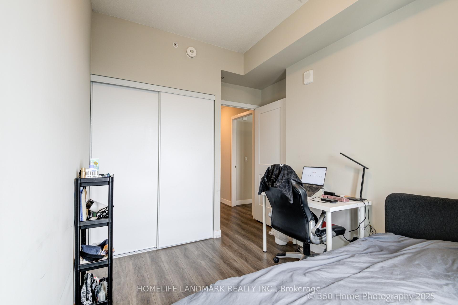 Photo 4 of Unit 1802, 15 Queen Street S, Hamilton, Central — HOMEH