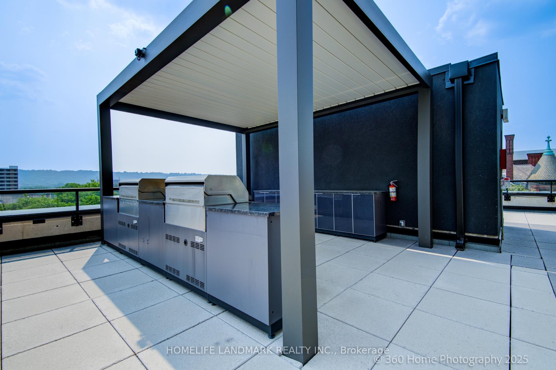 Photo 15 of Unit 1802, 15 Queen Street S, Hamilton, Central — HOMEH