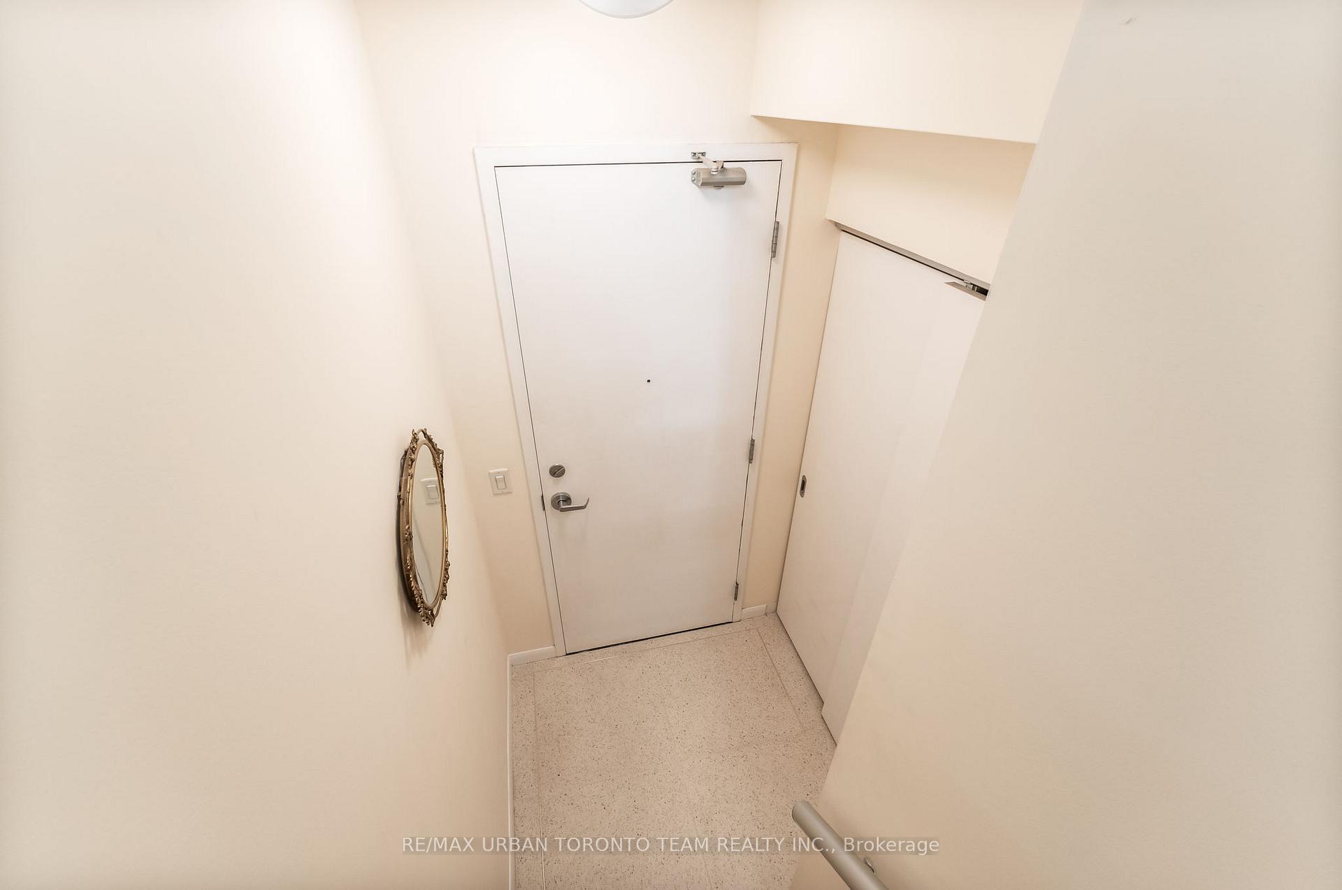 Photo 3 of Unit 515, 333 Adelaide Street E, Toronto, Moss Park — HOMEH