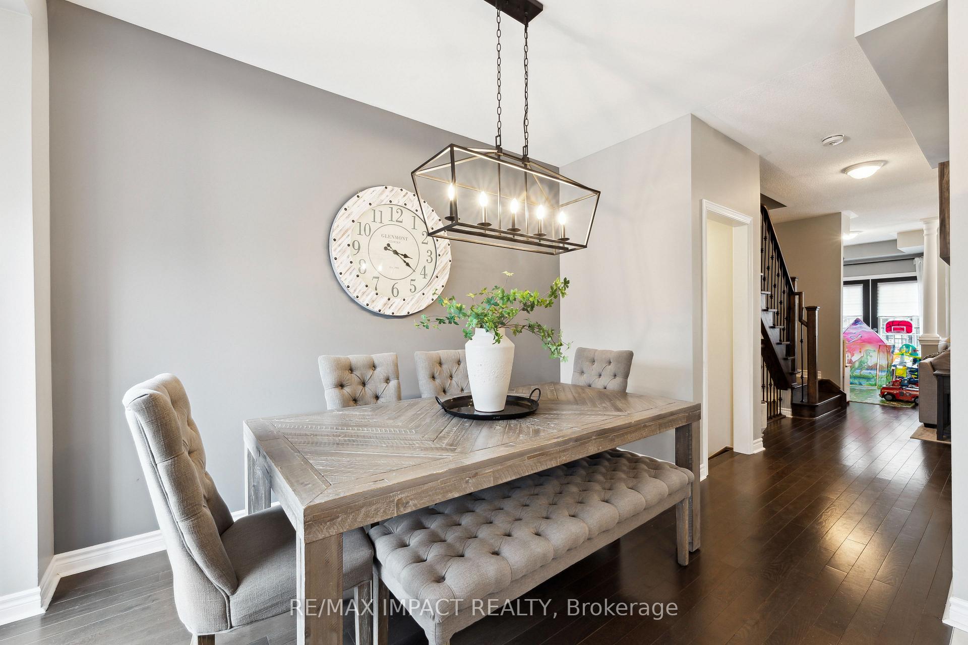 Photo 10 of 111 Ferris Square, Clarington, Courtice — HOMEH