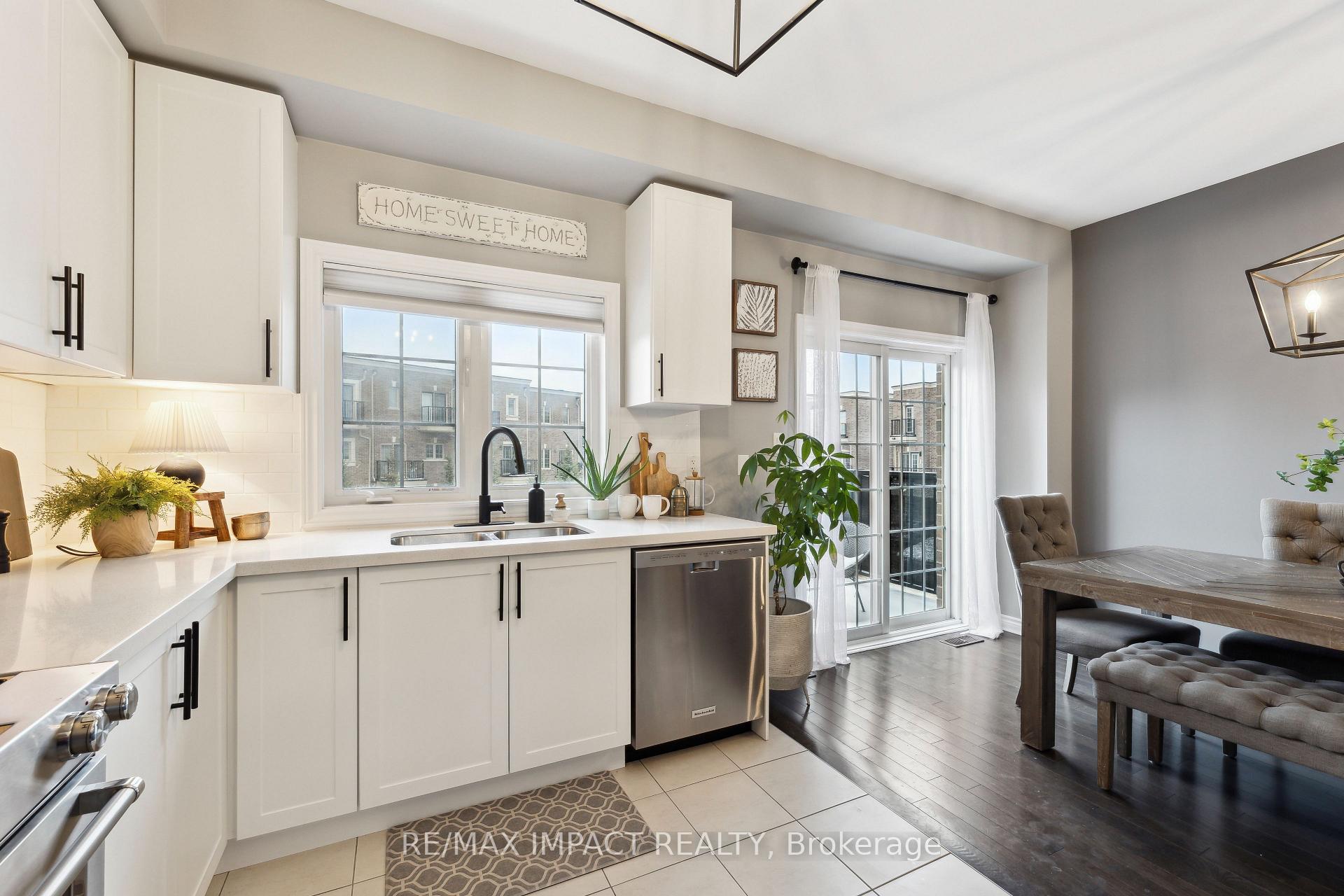 Photo 7 of 111 Ferris Square, Clarington, Courtice — HOMEH