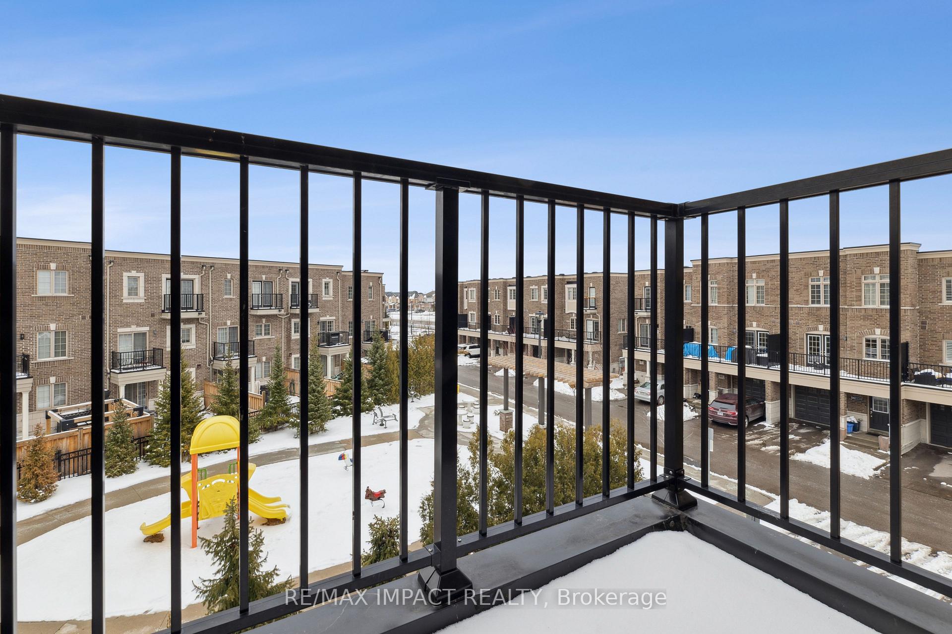 Photo 9 of 111 Ferris Square, Clarington, Courtice — HOMEH