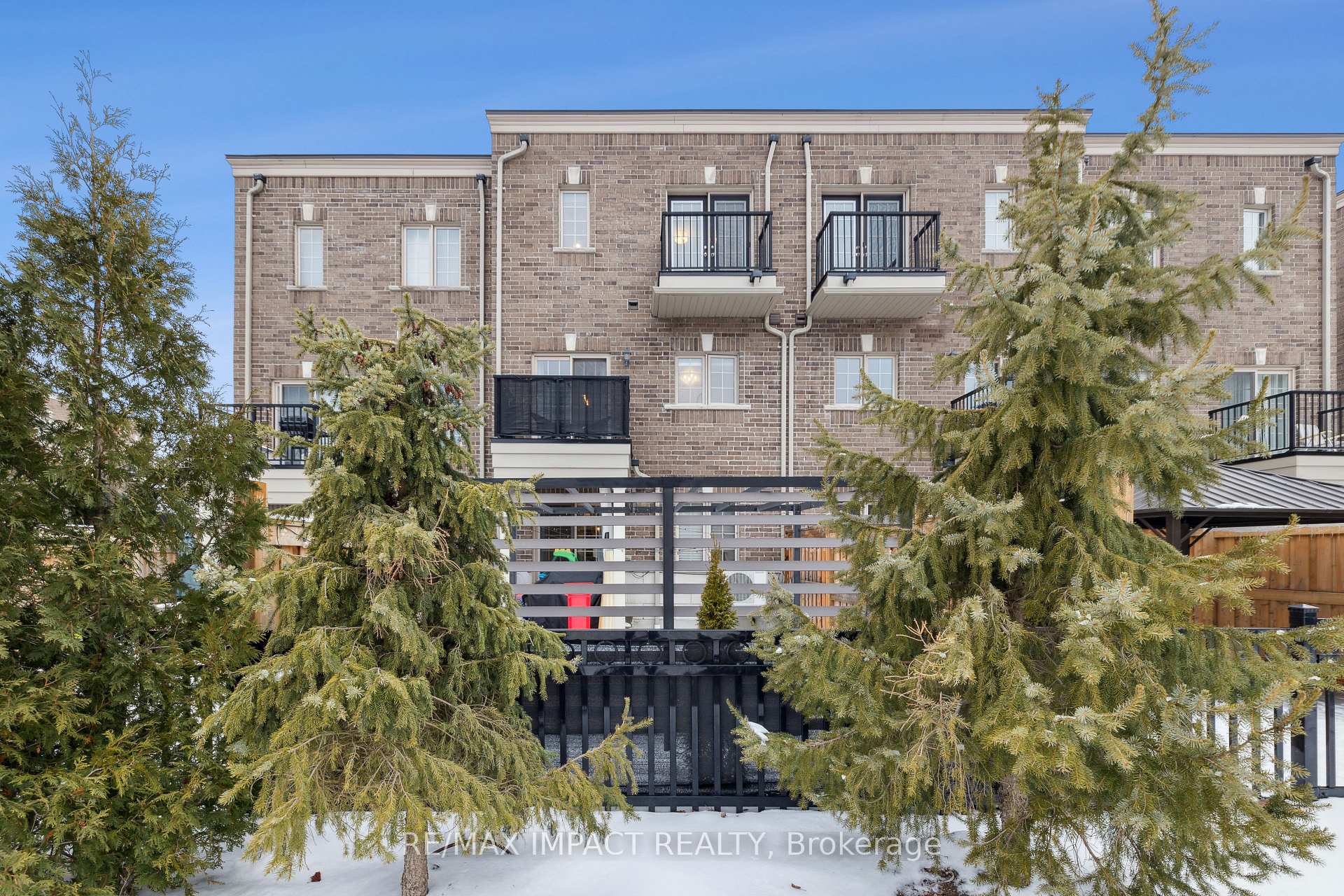 Photo 17 of 111 Ferris Square, Clarington, Courtice — HOMEH