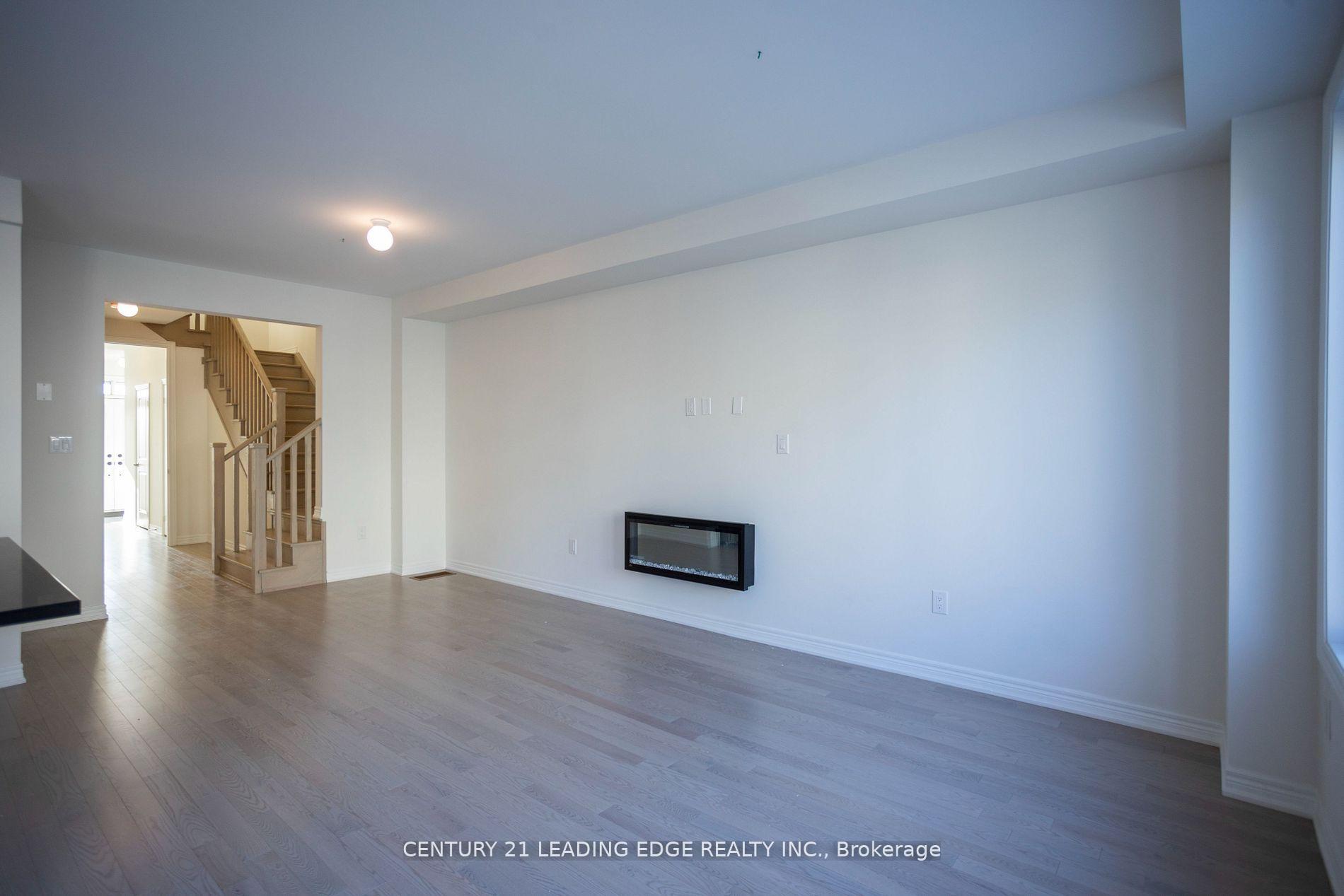 Photo 10 of 82 Hartington Street, Vaughan, Kleinburg — HOMEH